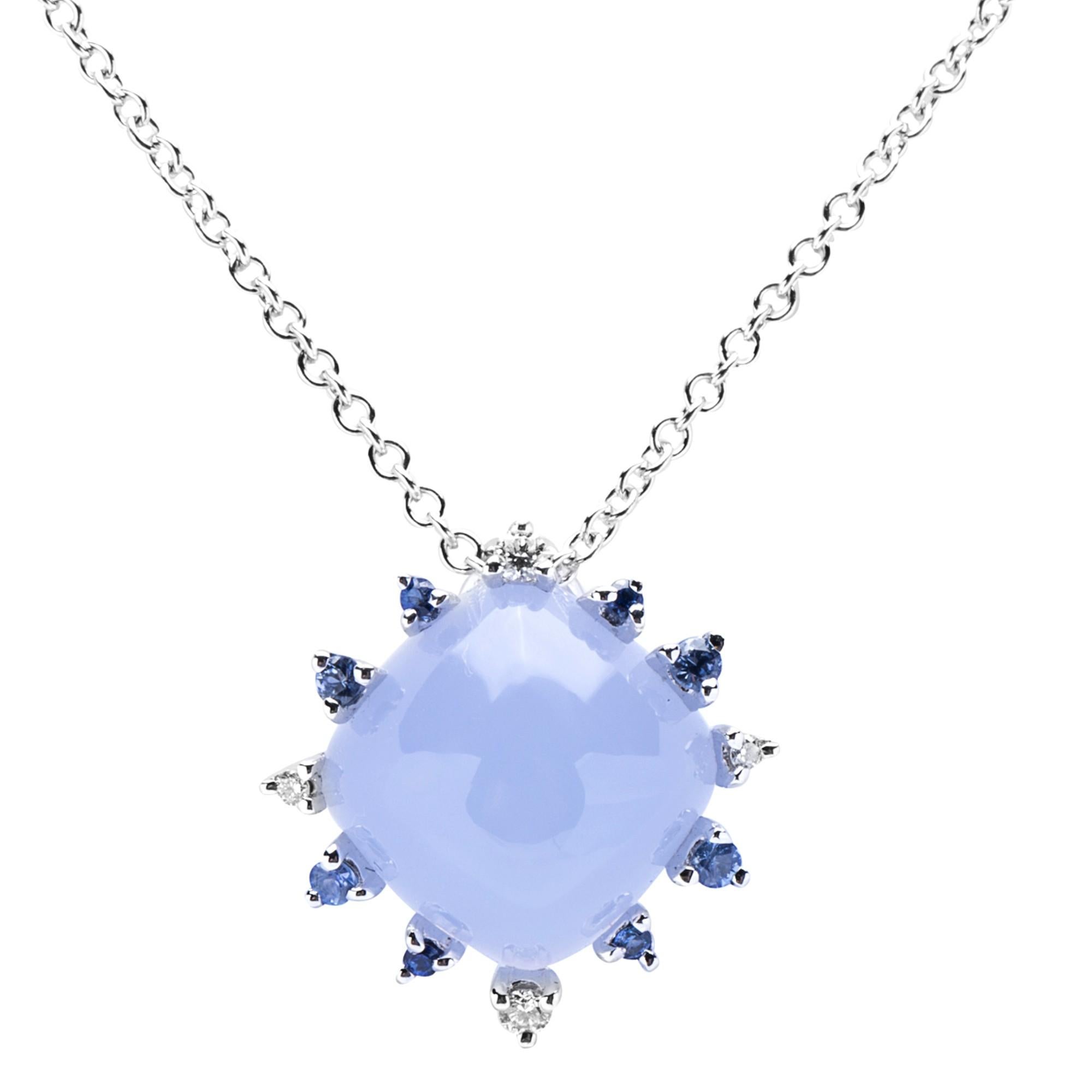 Weißer Diamantschliff von Jona Chalcedon. Blauer blauer Saphir 18 Karat Weißgold Pendelleuchte. Halskette im Angebot