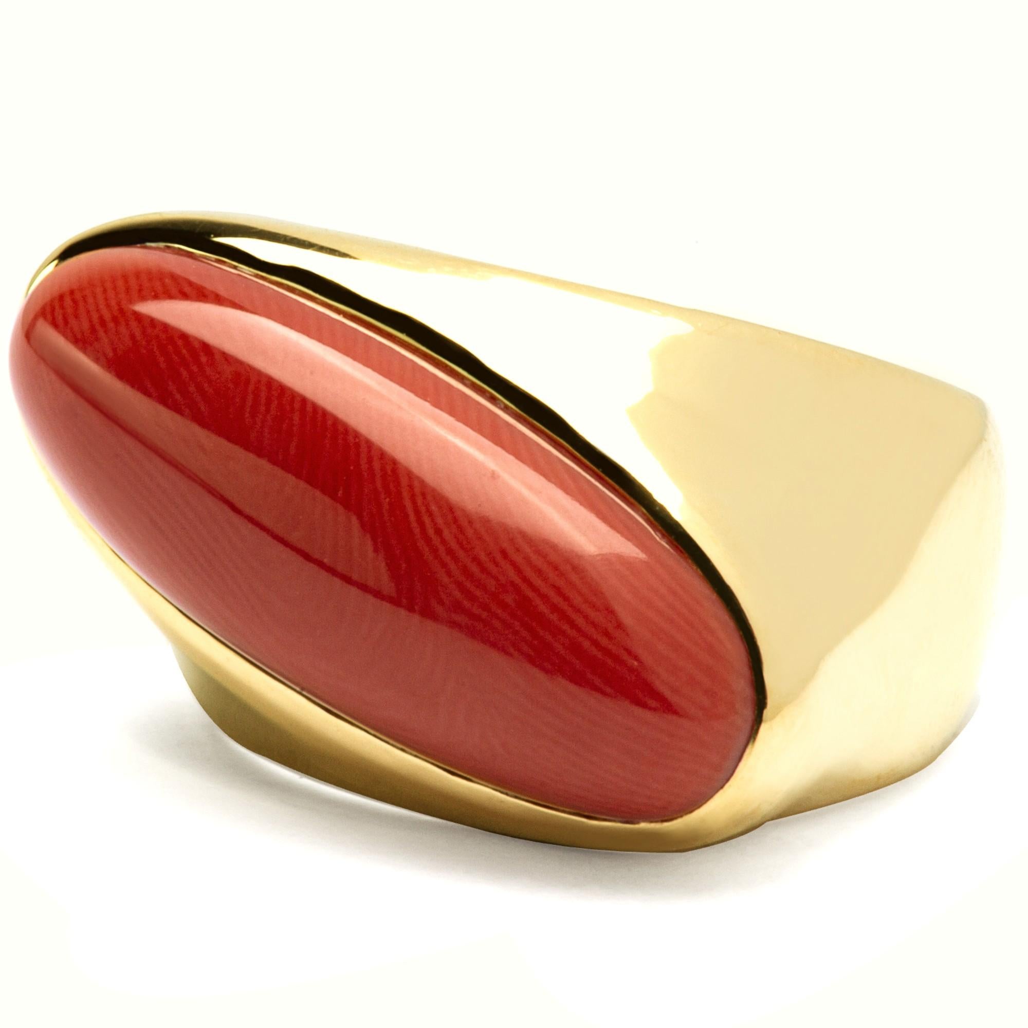 Cabochon Alex Jona Coral 18 Karat Yellow Gold Band Ring For Sale