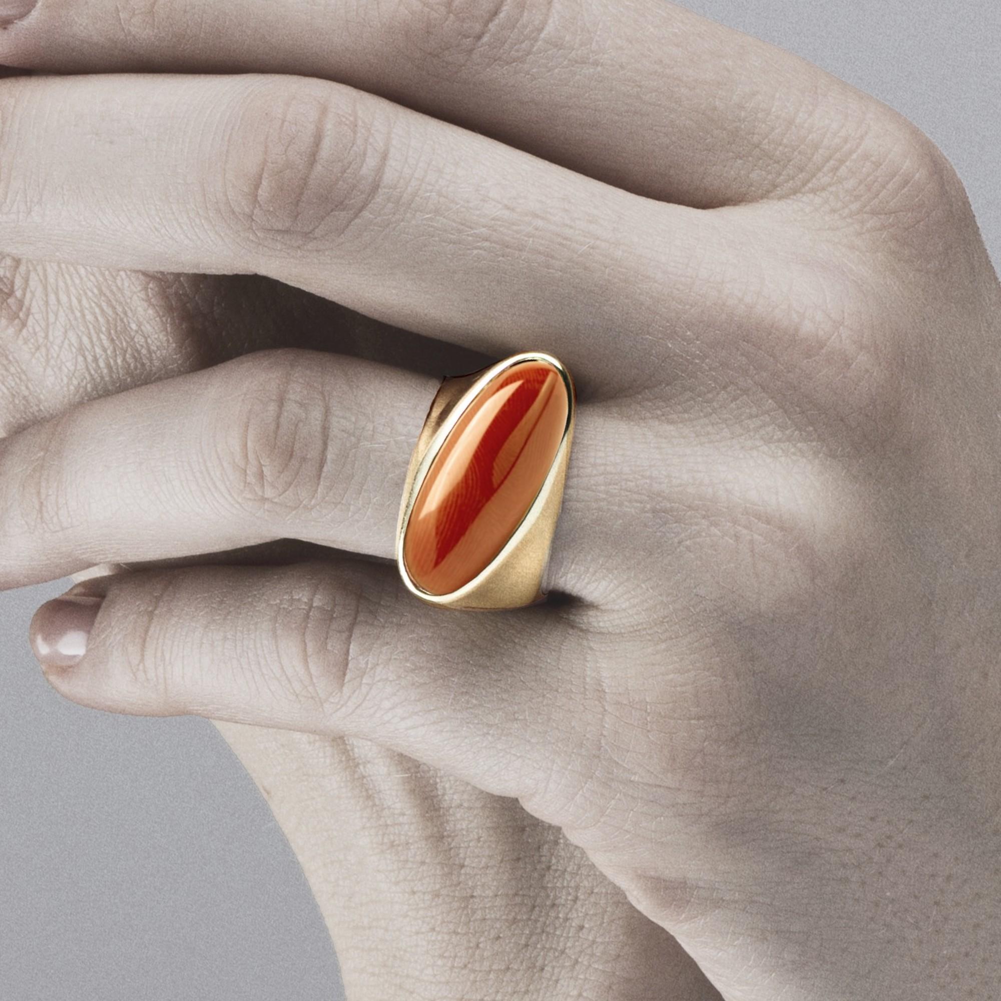 Alex Jona Coral 18 Karat Yellow Gold Band Ring In New Condition For Sale In Torino, IT