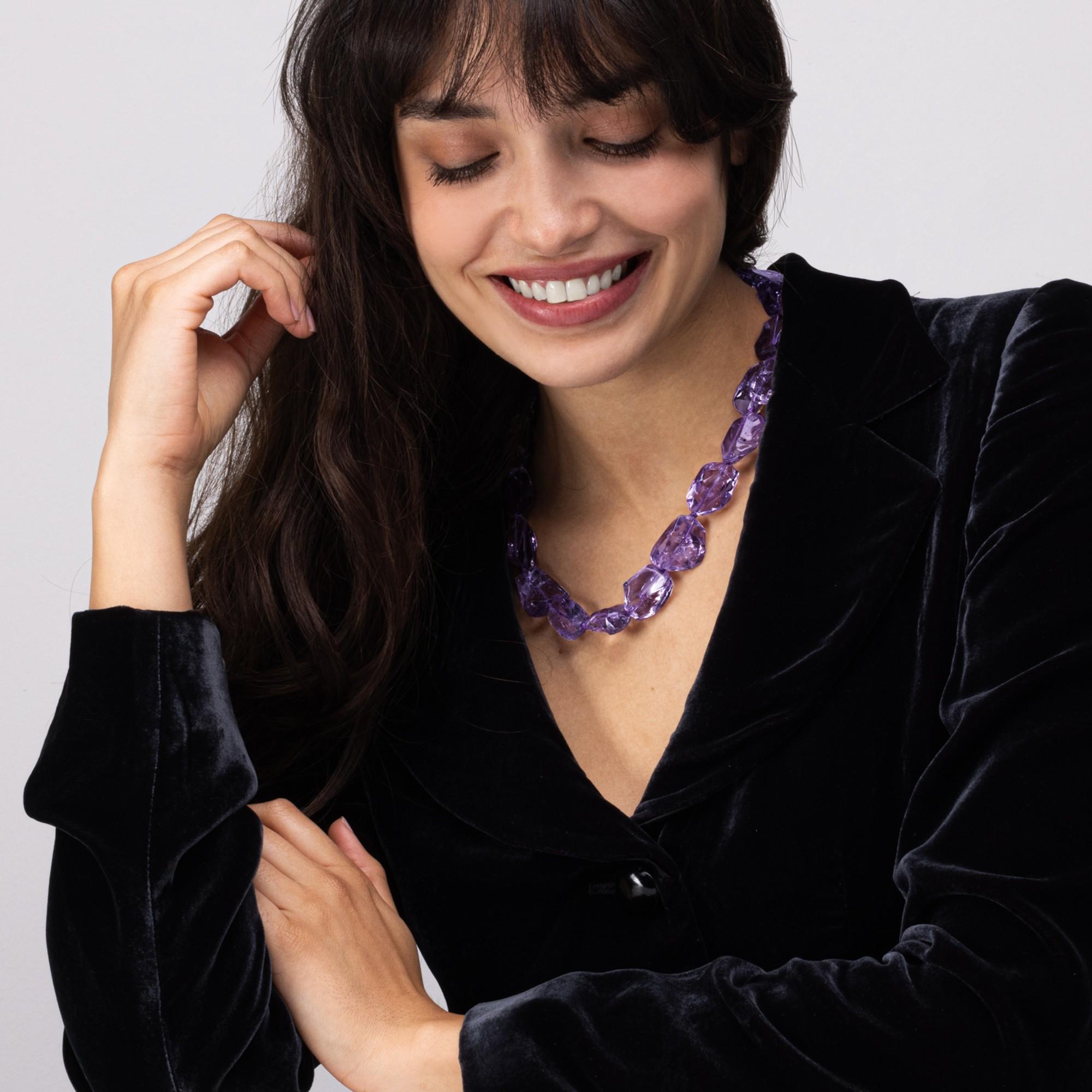 Alex Jona design collection, crazy cut intense purple amethyst necklace, with a brushed gold plated sterling silver clasp.

Alex Jona jewels stand out, not only for their special design and for the excellent quality of the gemstones, but also for