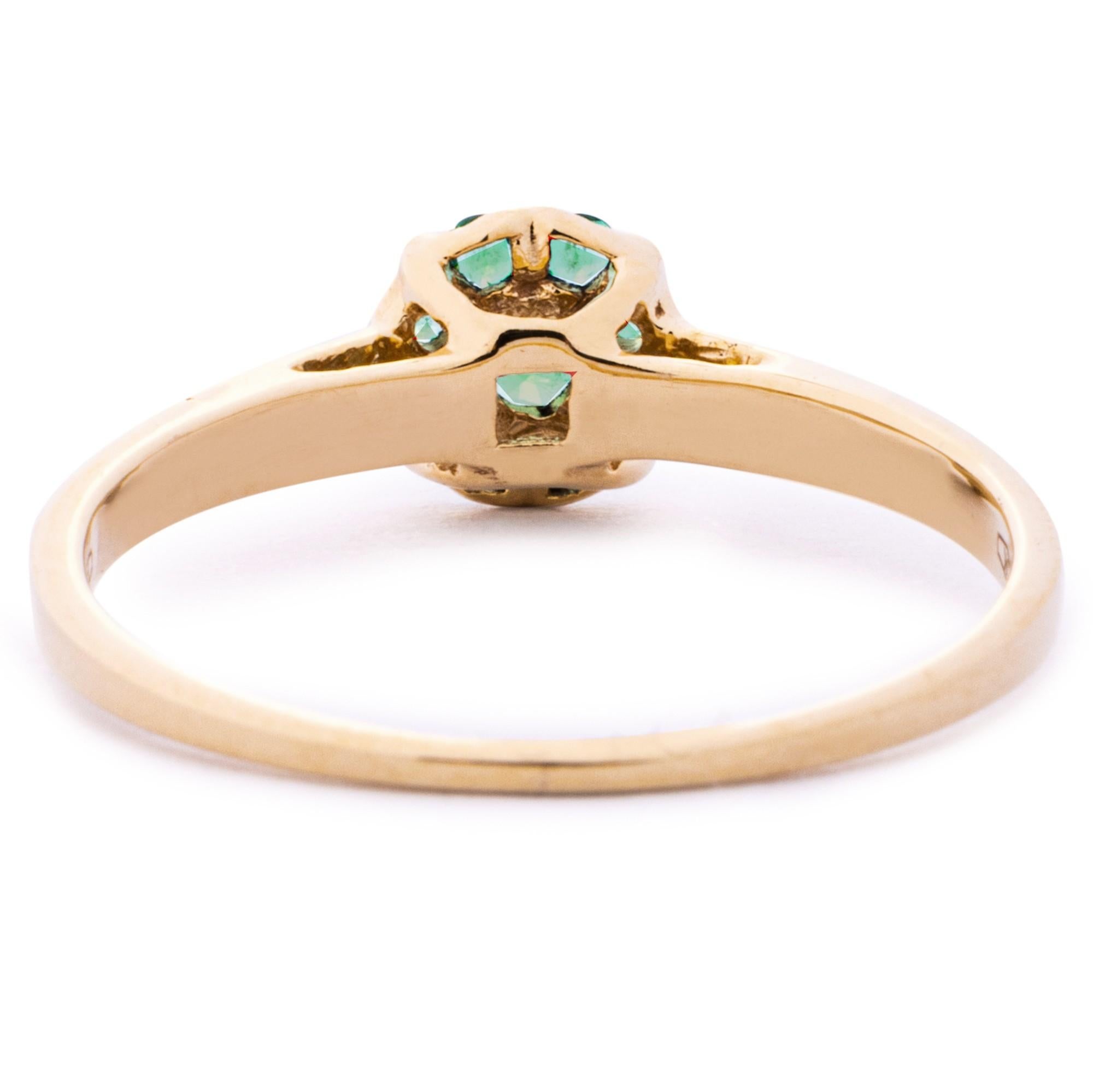 Women's Alex Jona Emerald 18 Karat Yellow Gold Cluster Ring For Sale