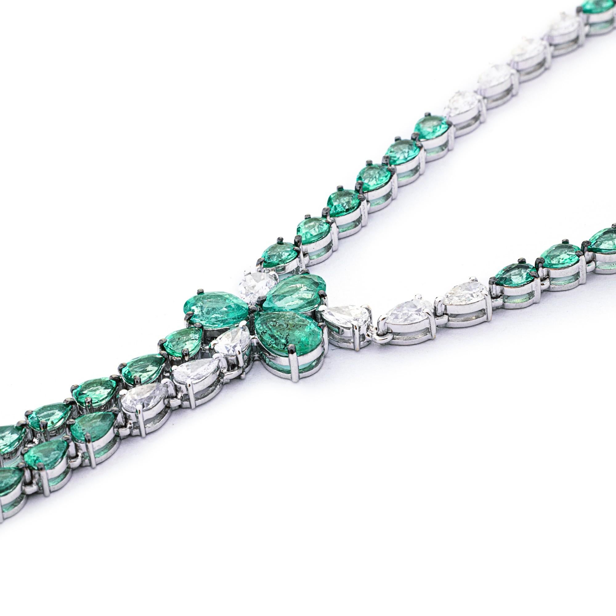 Marquise Cut  Alex Jona Emerald White Diamond 18 Karat White Gold Flexible Scarf Necklace For Sale
