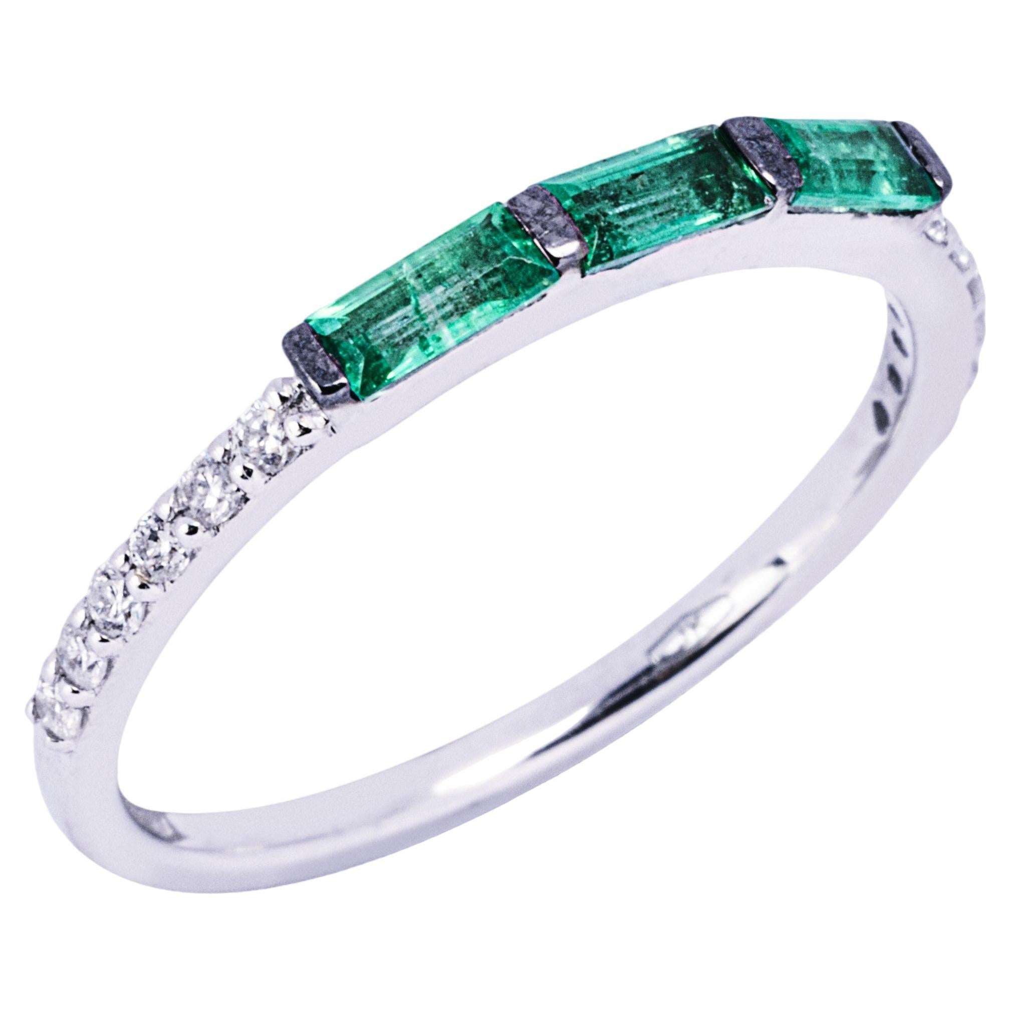 Alex Jona Emerald White Diamond 18 Karat White Gold Ring For Sale