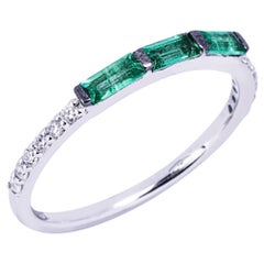 Alex Jona Emerald White Diamond 18 Karat White Gold Ring