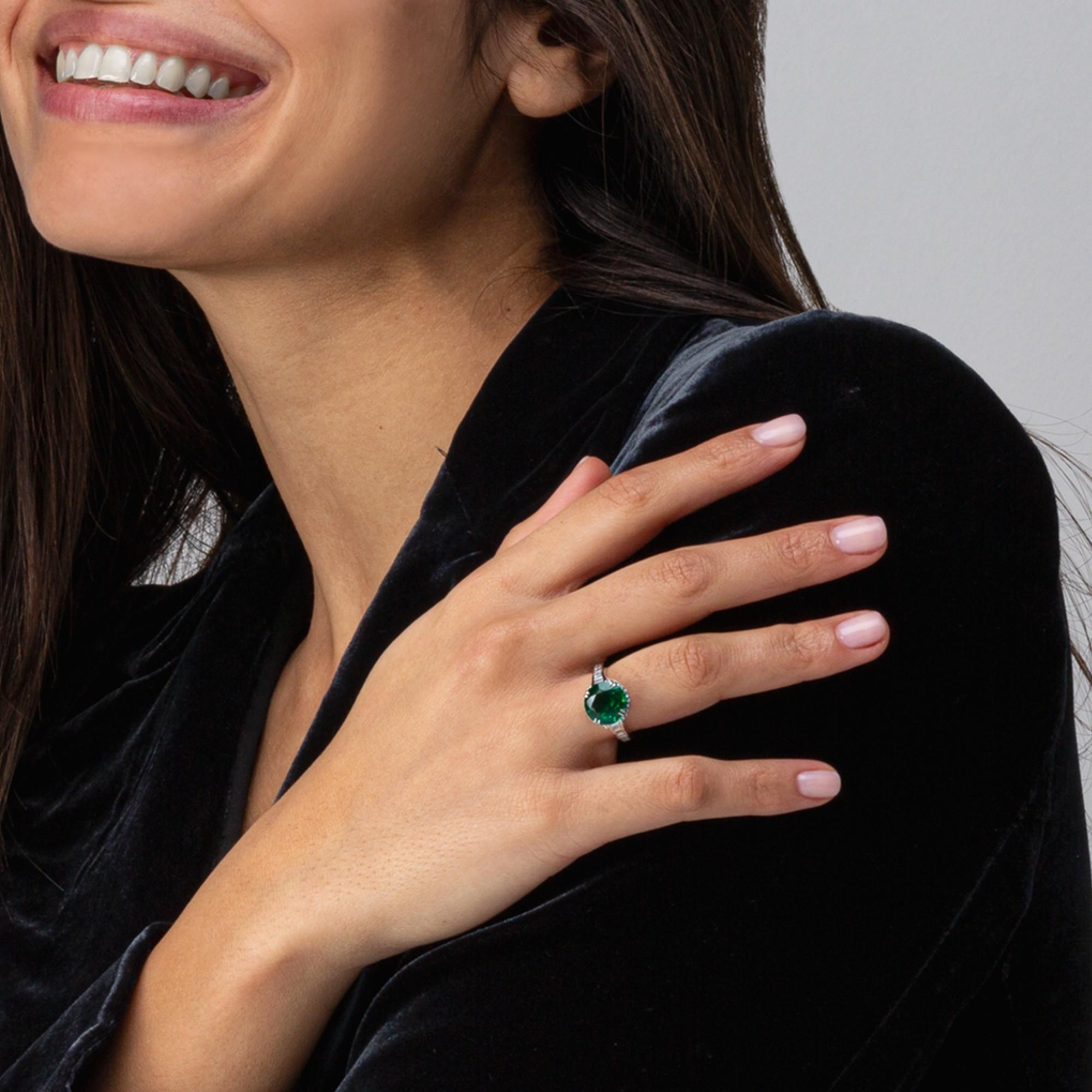 Alex Jona Emerald White Diamond Platinum Solitaire Ring In New Condition For Sale In Torino, IT