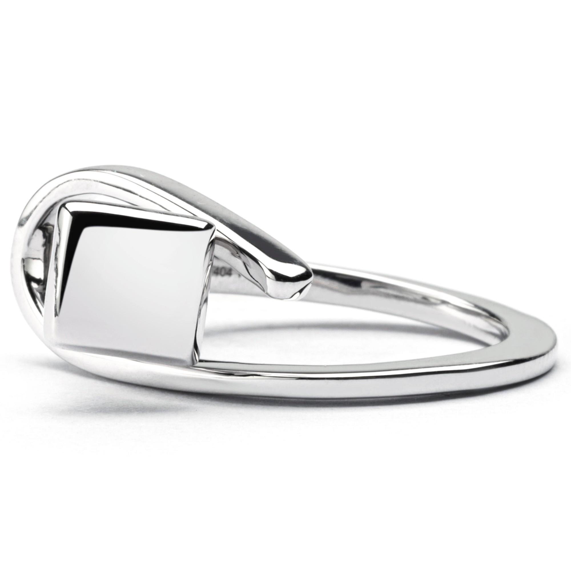 Round Cut Alex Jona Equestrian Horseshoe Nail 18 Karat White Gold Ring For Sale