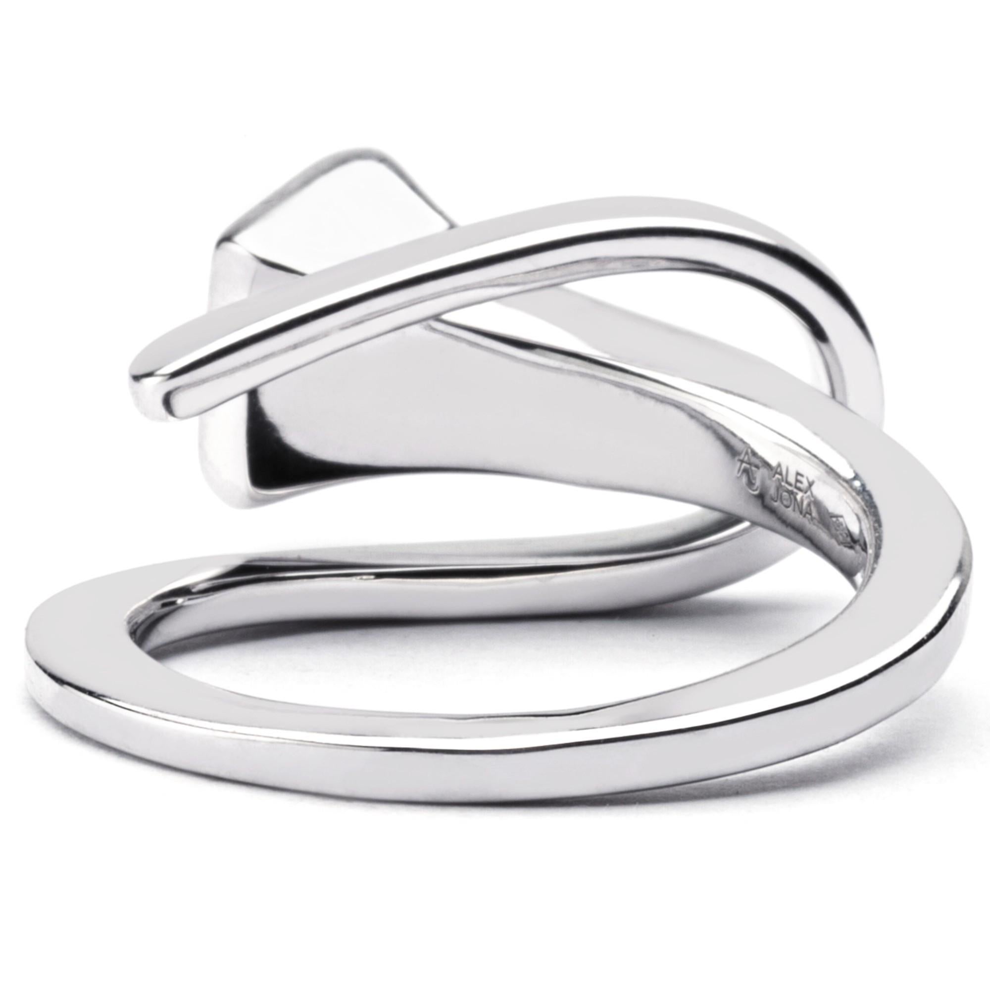 Alex Jona Equestrian Horseshoe Nail 18 Karat White Gold Ring In New Condition For Sale In Torino, IT