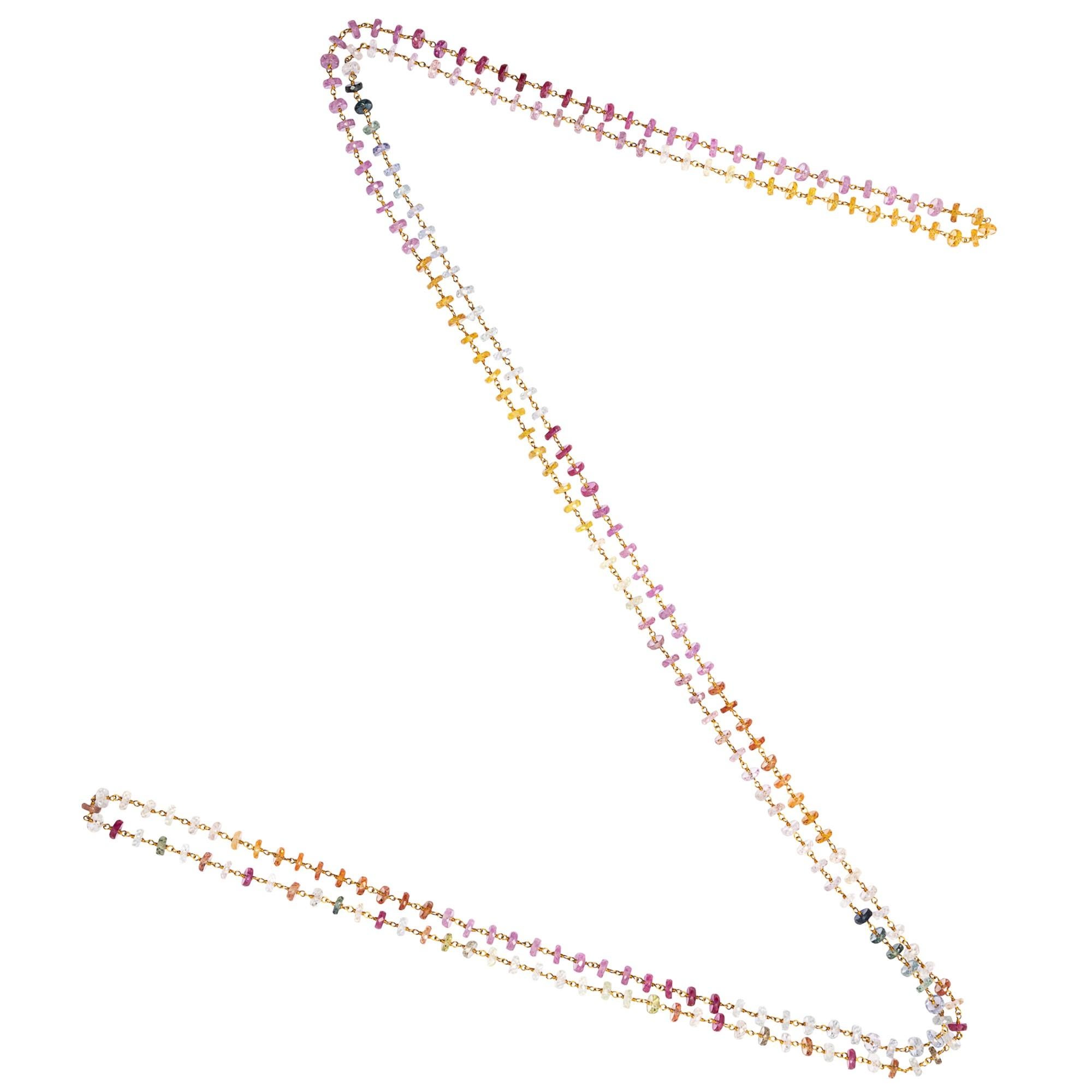 Lange Halskette aus 18 Karat Gelbgold mit facettiertem, pastellfarbenem, mehrfarbigem Saphir (Smaragdschliff) im Angebot
