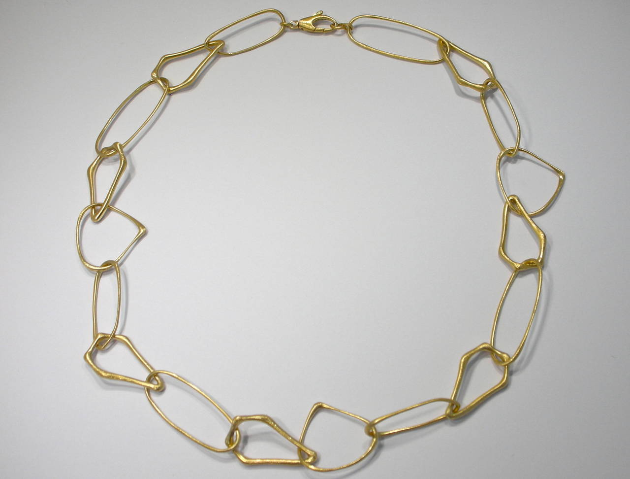 Alex Jona Free-Form 18 Karat Yellow Gold Link Chain Necklace In New Condition For Sale In Torino, IT