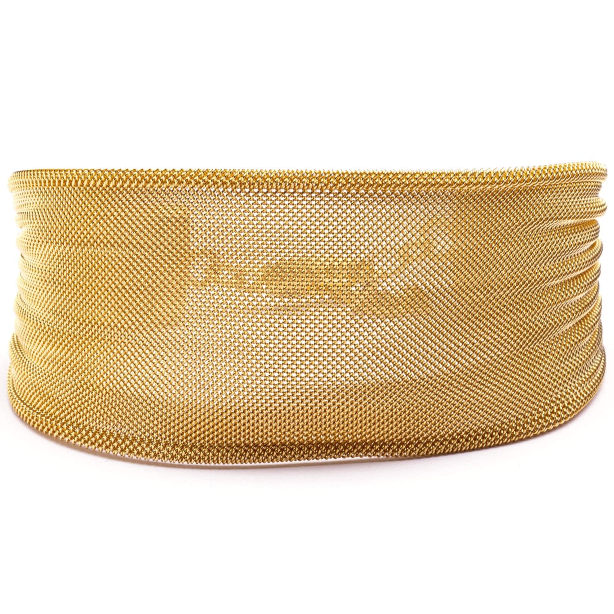 Pulsera brazalete plisada tejida de plata de ley chapada en oro Alex Jona en venta