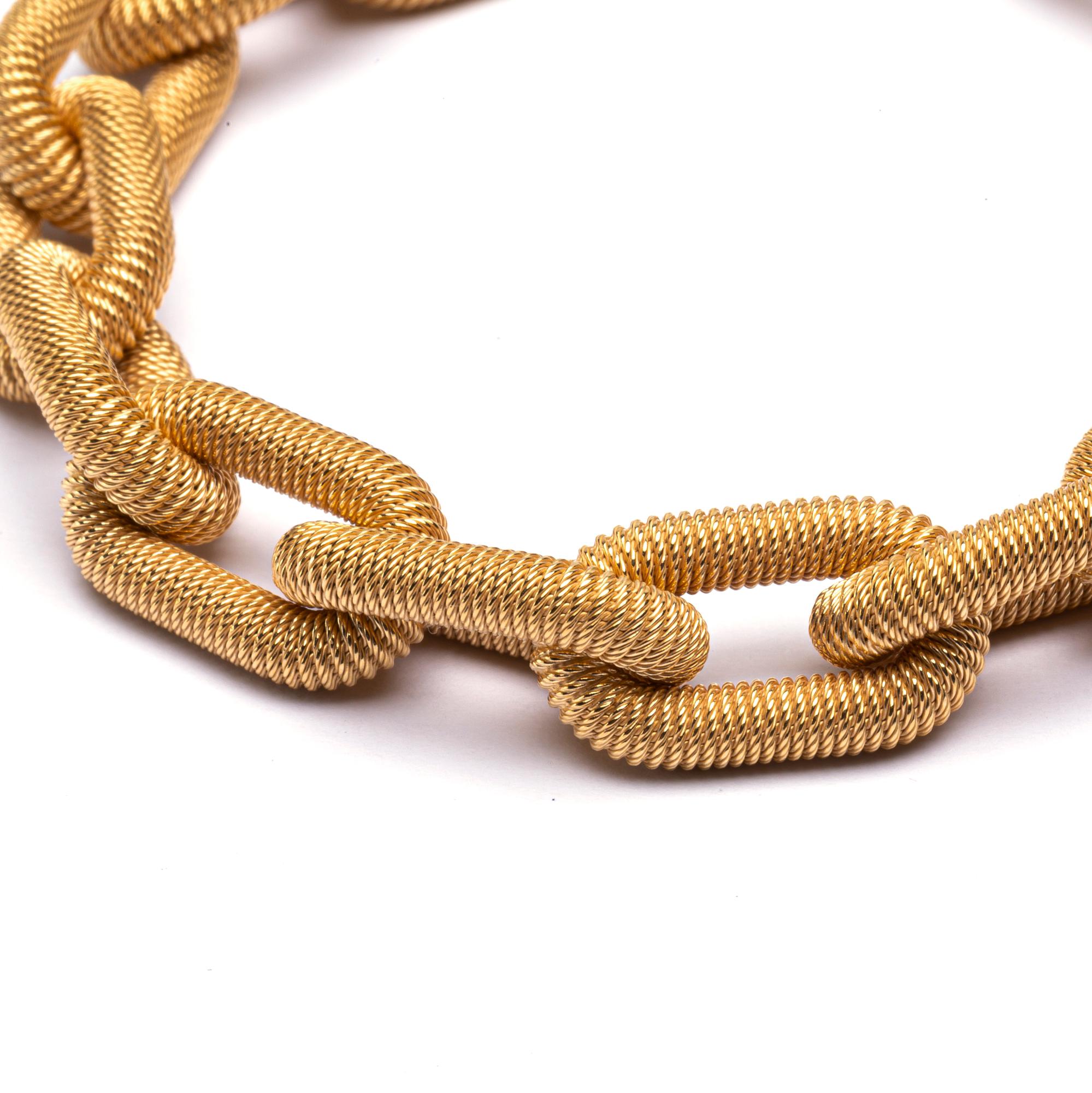 Alex Jona design collection, hand crafted in Italy, gold plated twisted wire sterling silver elongated link  chain bracelet. Marked Alex Jona.
Alex Jona jewels stand out, not only for their special design and for the excellent quality of the