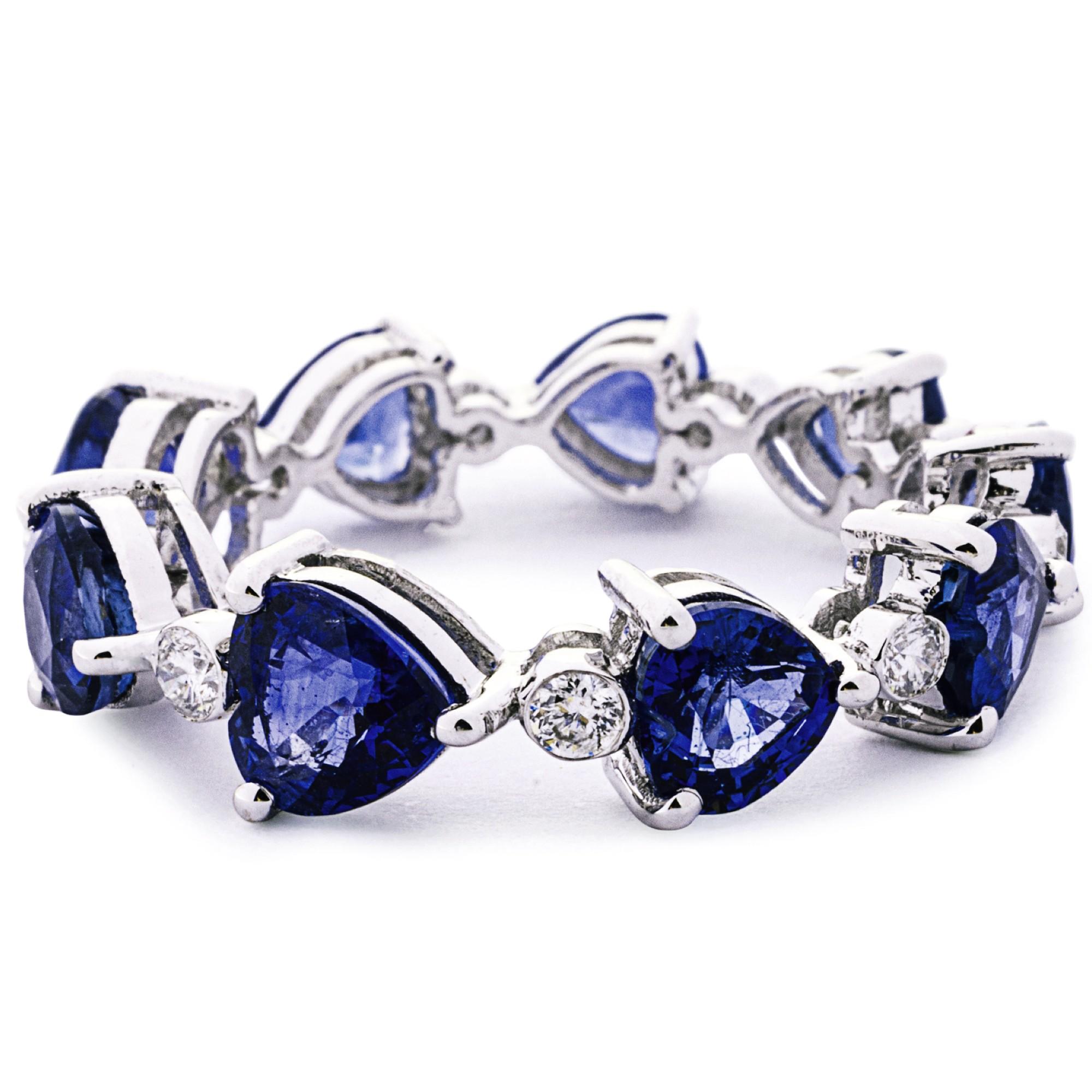 Alex Jona Heart Blue Sapphire White Diamond 18 Karat White Gold Eternity Ring  In New Condition For Sale In Torino, IT