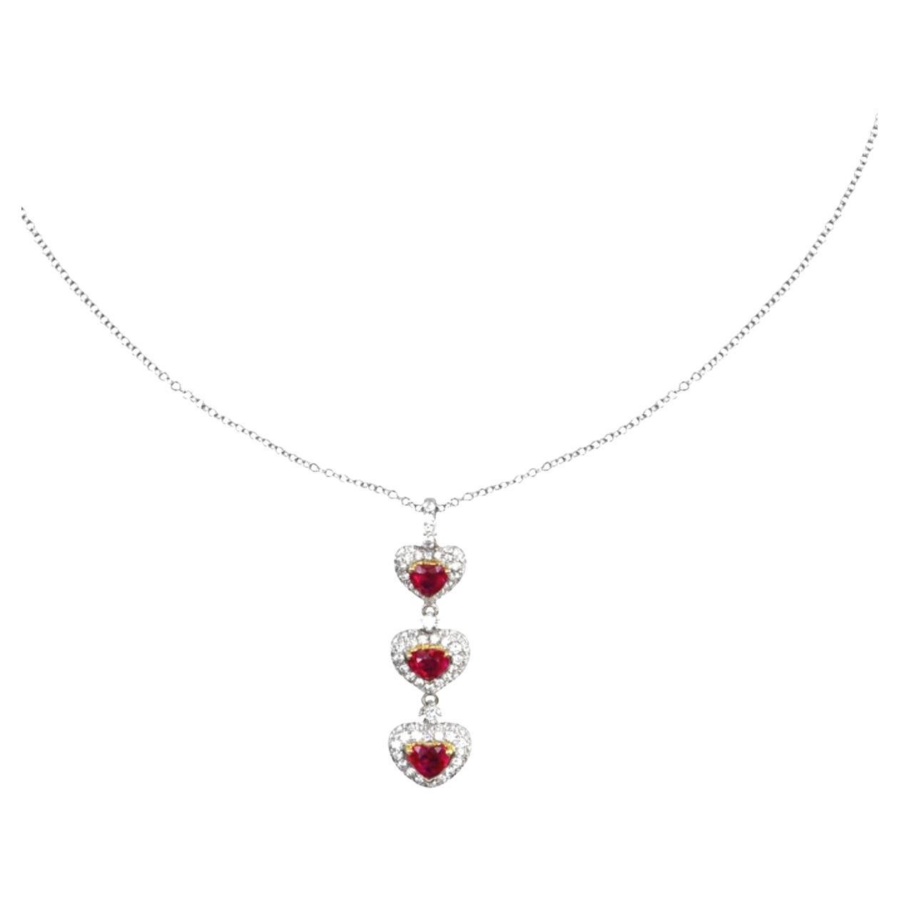 Alex Jona, collier pendentif cœur en or blanc 18 carats avec rubis et diamants blancs