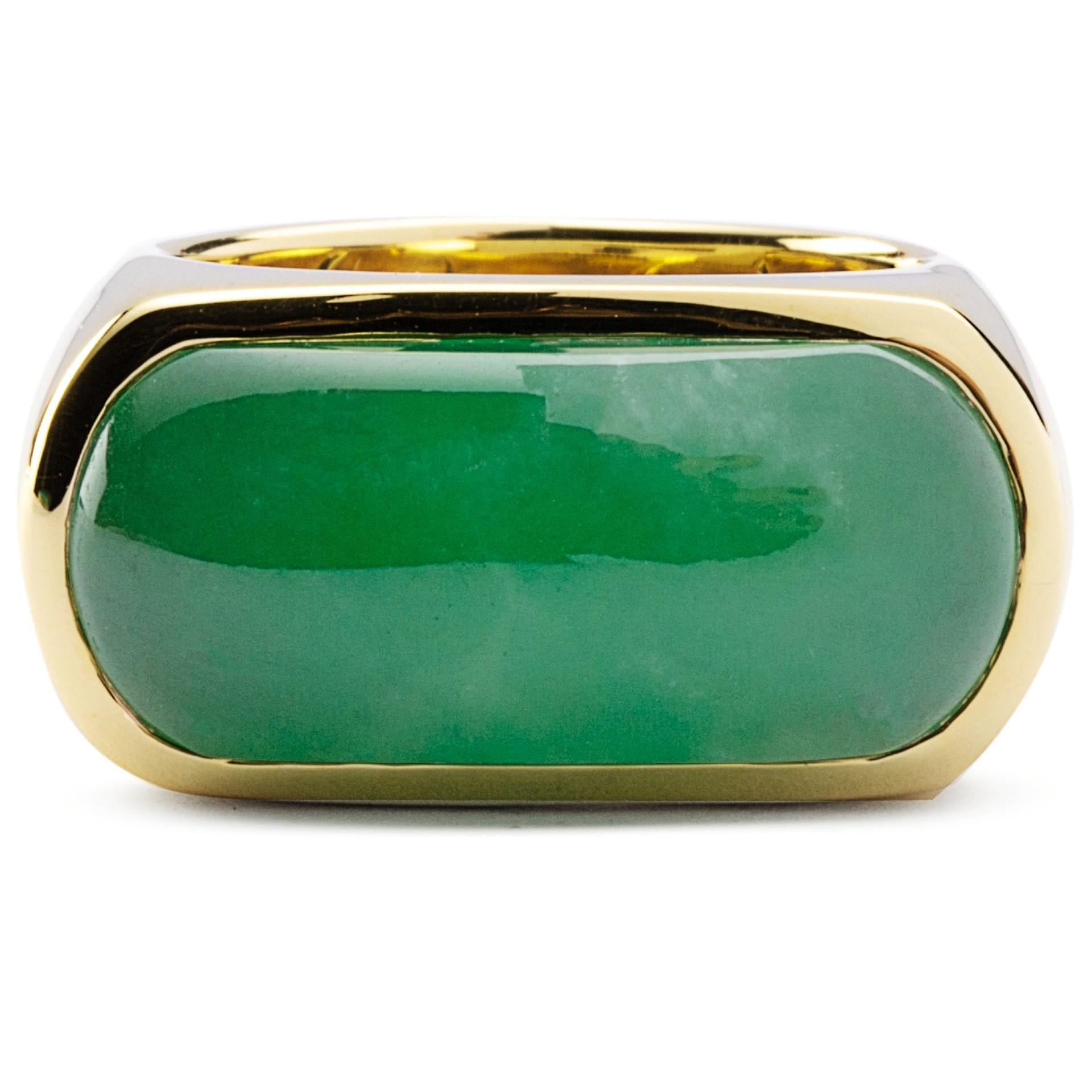 Oval Cut Alex Jona Jadeite Jade 18 Karat Yellow Gold Band Ring For Sale