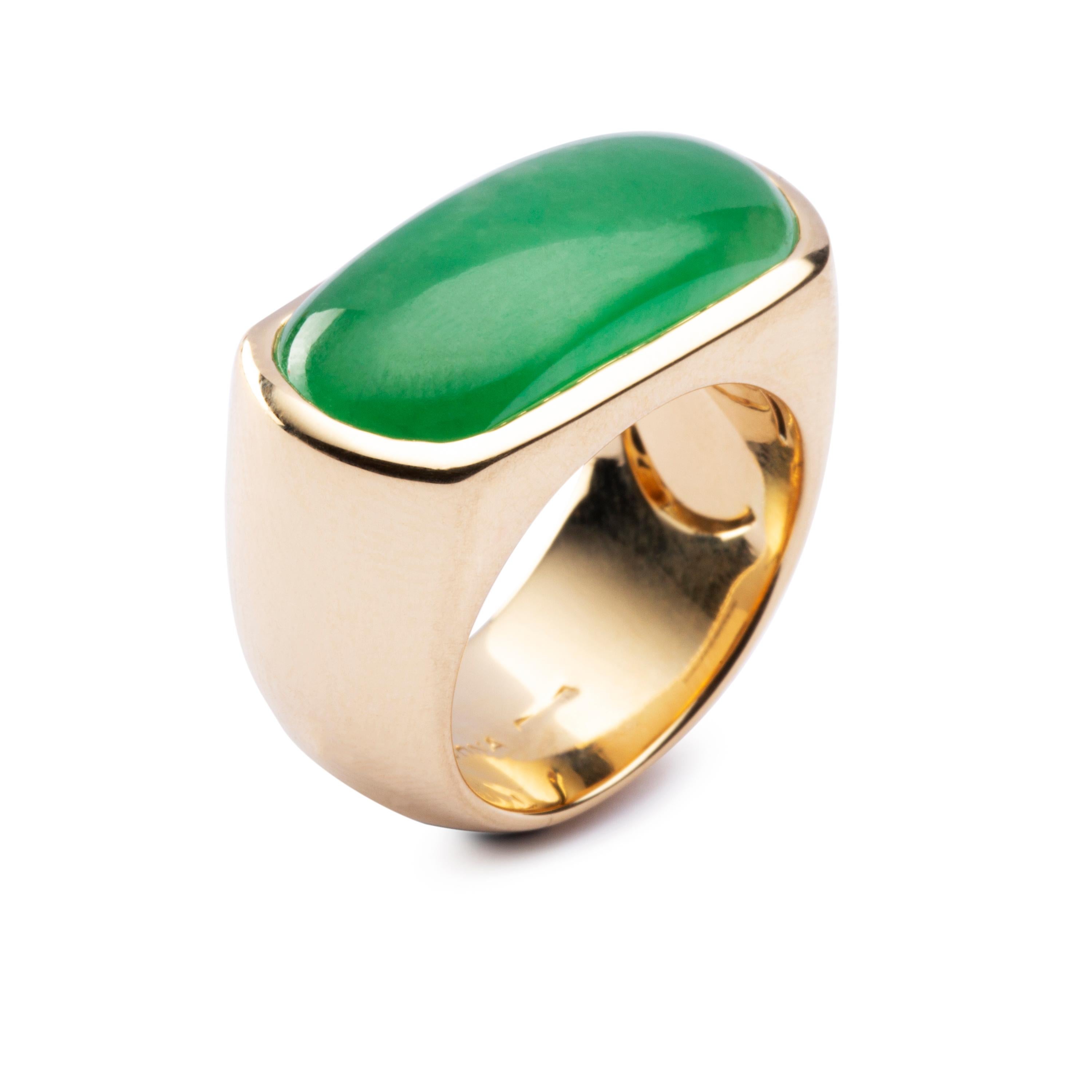 Oval Cut Alex Jona Jadeite Jade 18 Karat Yellow Gold Band Ring