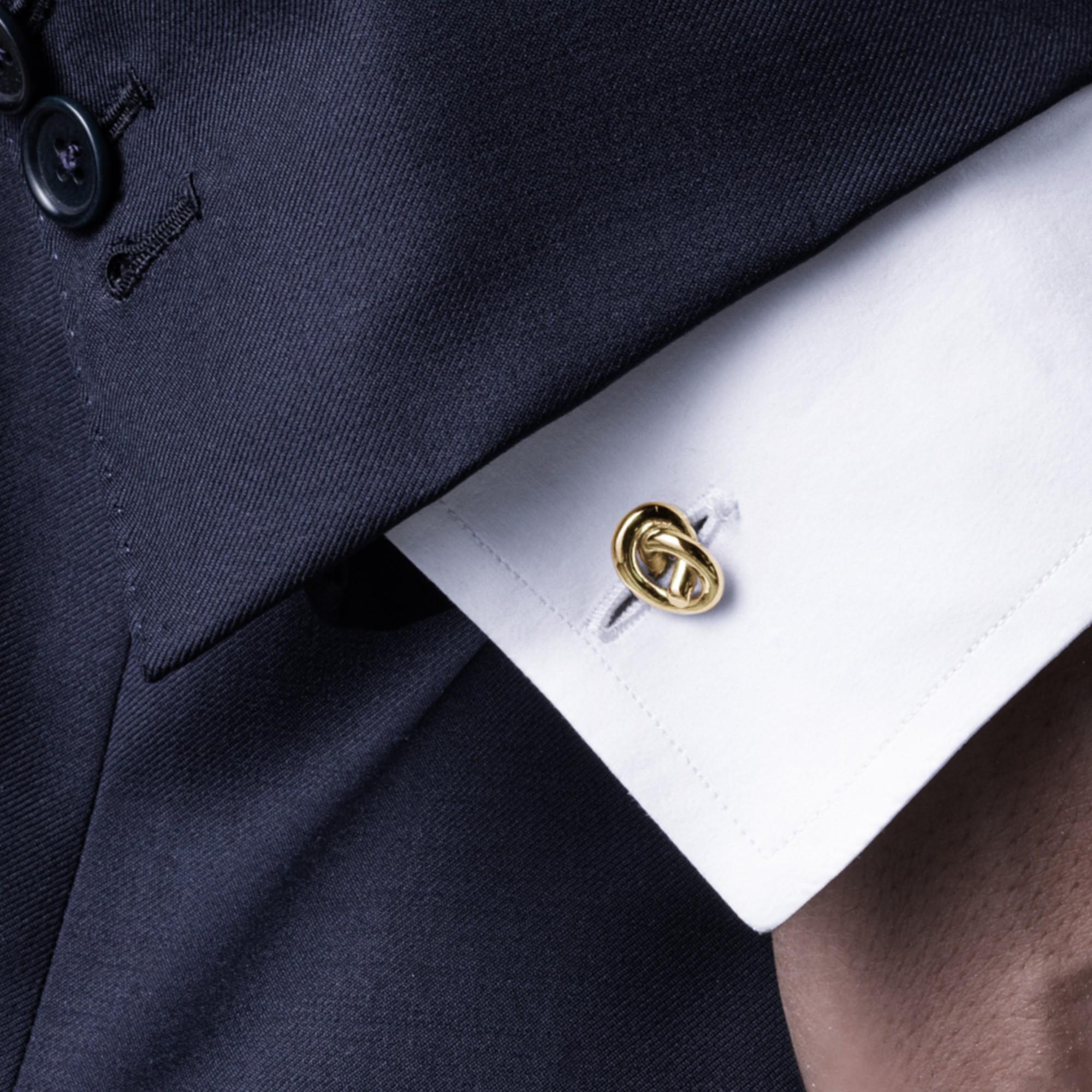 Women's or Men's Alex Jona Knot 18 Karat Yellow Gold Cufflinks For Sale