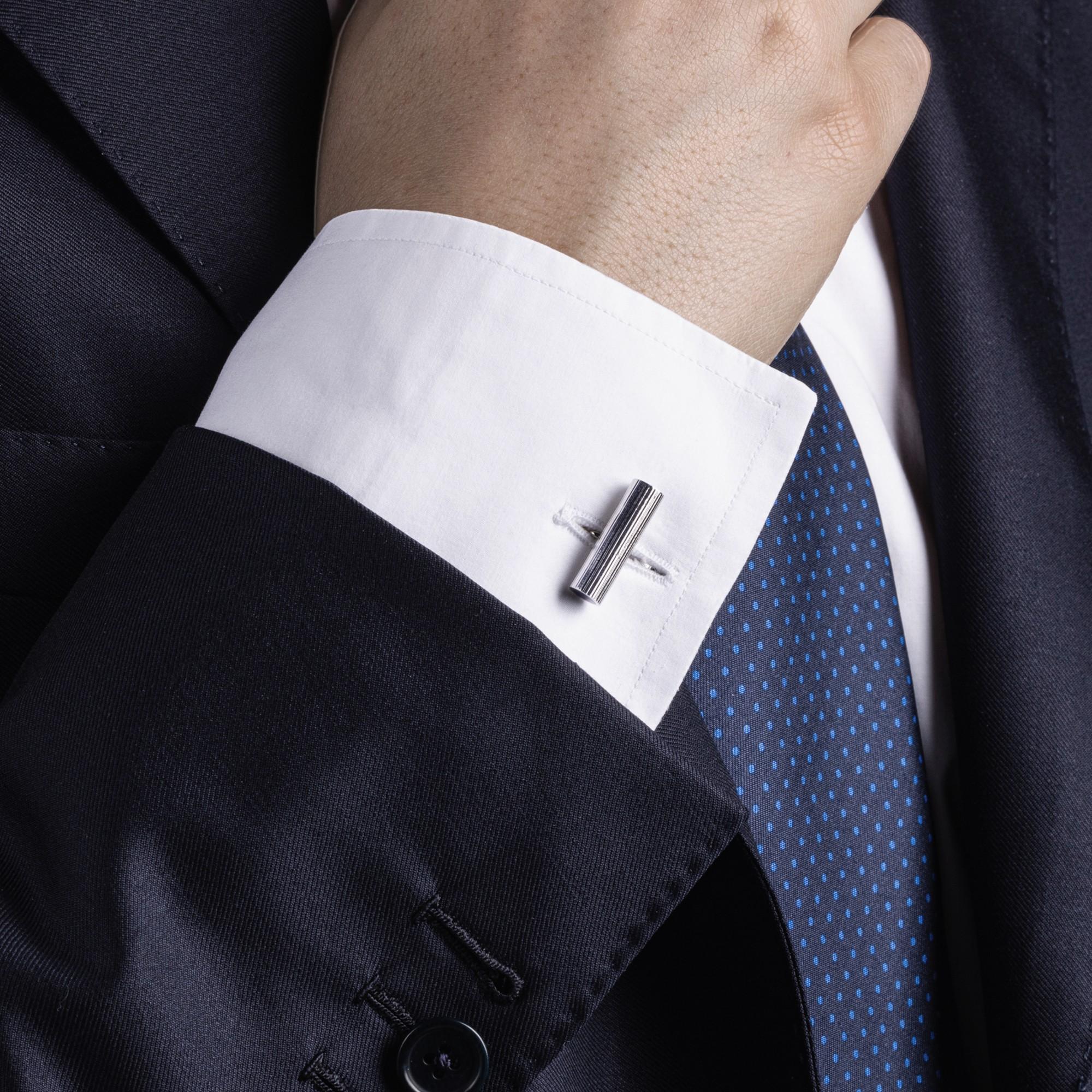 Alex Jona design collection, hand crafted in Italy, Rhodium plated Sterling Silver and Lapis bar cufflinks. Marked 