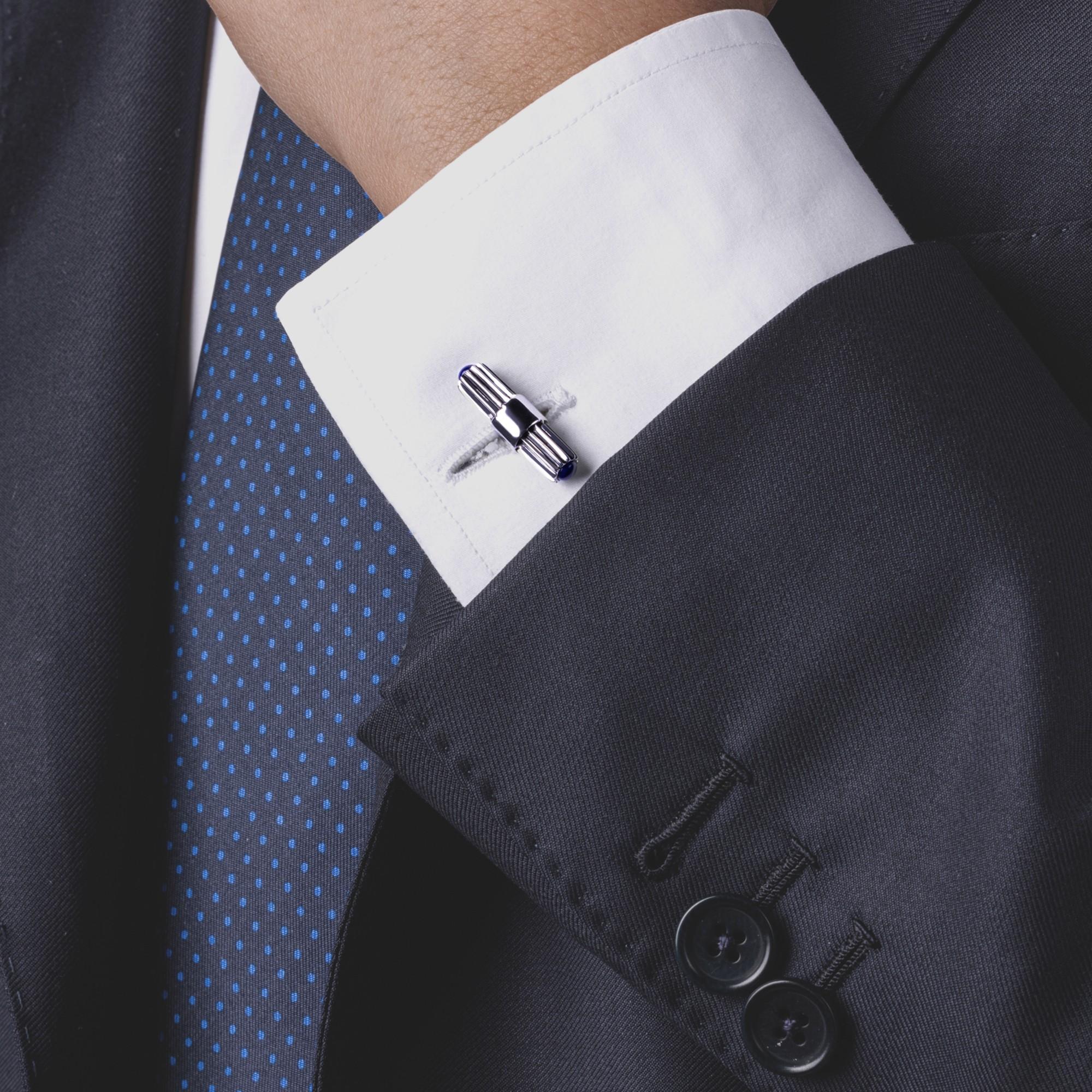 Alex Jona design collection, hand crafted in Italy, rhodium plated Sterling Silver and Lapis Lazuli bar cufflinks. Marked JONA 925. Dimensions: 0.25 in W x 0.89 in H. -  6 mm W x 22 mm H

Alex Jona cufflinks stand out, not only for their special