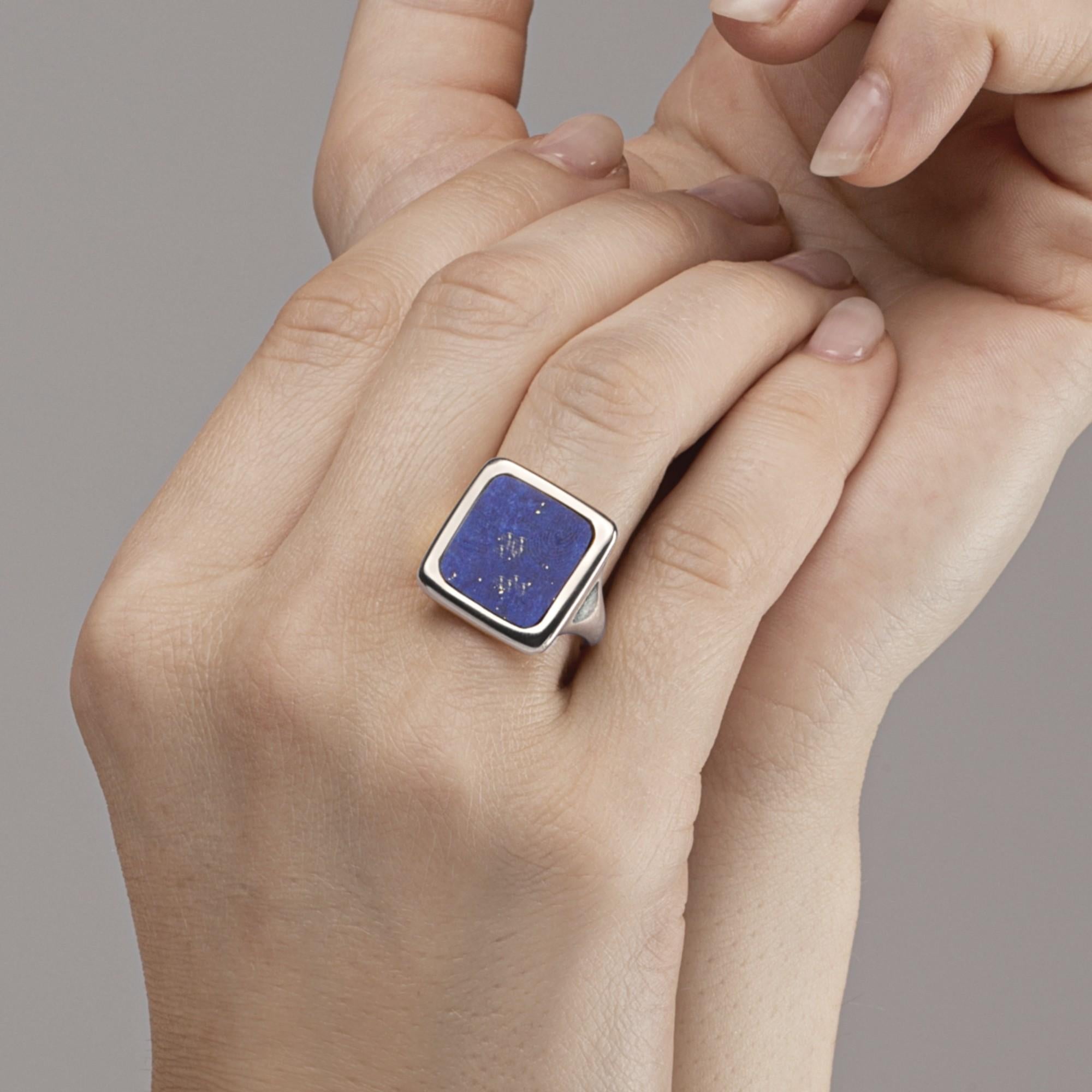 Alex Jona Lapis Lazuli Sterling Silver Signet Ring In New Condition For Sale In Lugano, CH