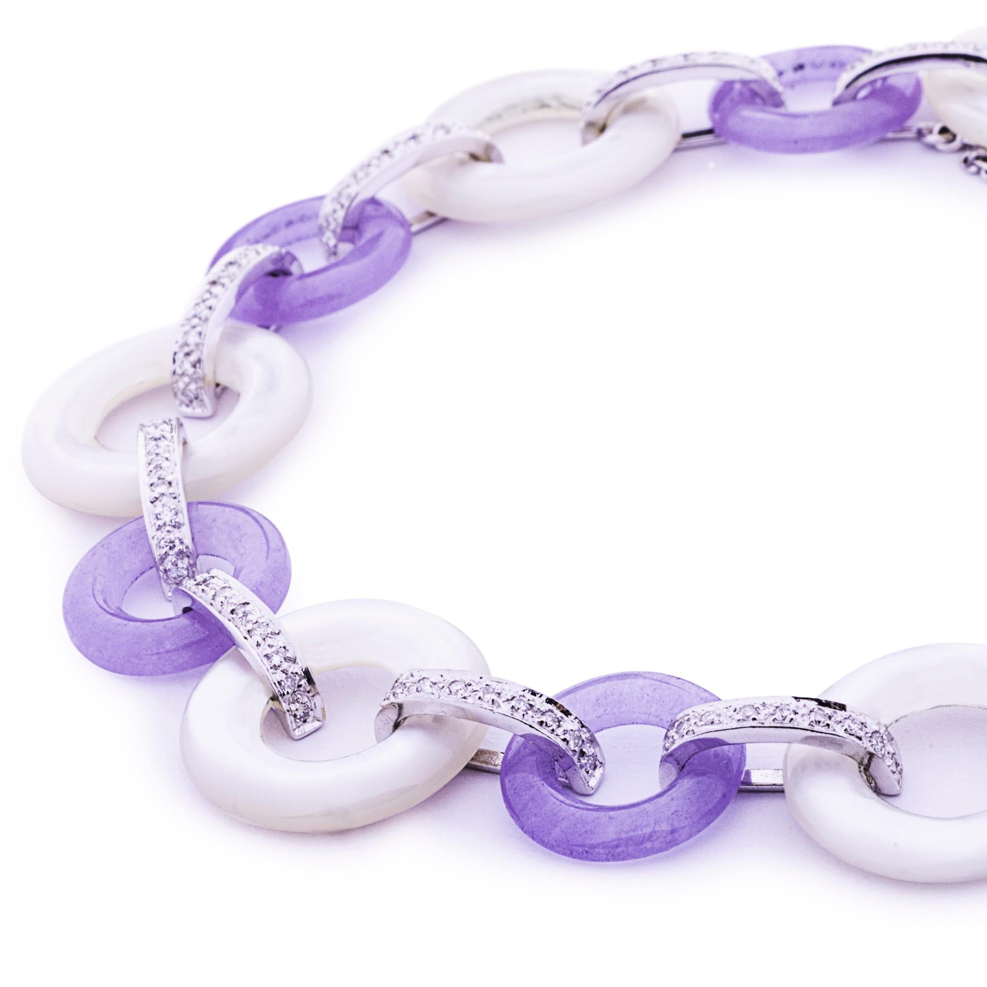 Alex Jona Armband aus 18 Karat Gold mit lavendelfarbenem Jadeit Jade & weißem Diamant (Cabochon) im Angebot