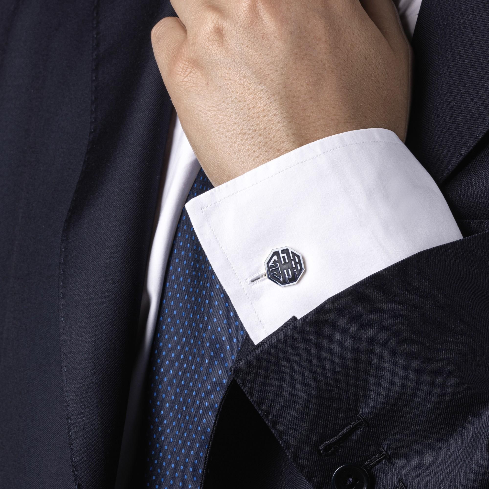 Alex Jona design collection “Long & happy Life”, hand crafted in Italy, sterling silver cufflinks with grey enamel . Chinese luck bringer symbol since the time of emperors. Dimensions: Large button 0.56