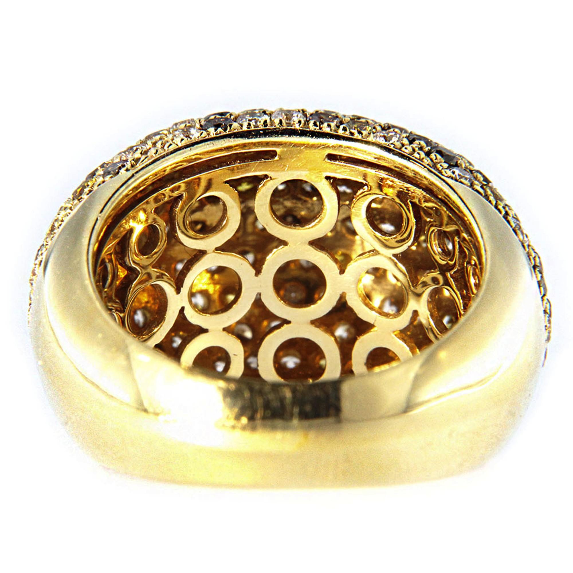 Alex Jona Bague dôme en or jaune 18 carats avec diamants multicolores en vente 1