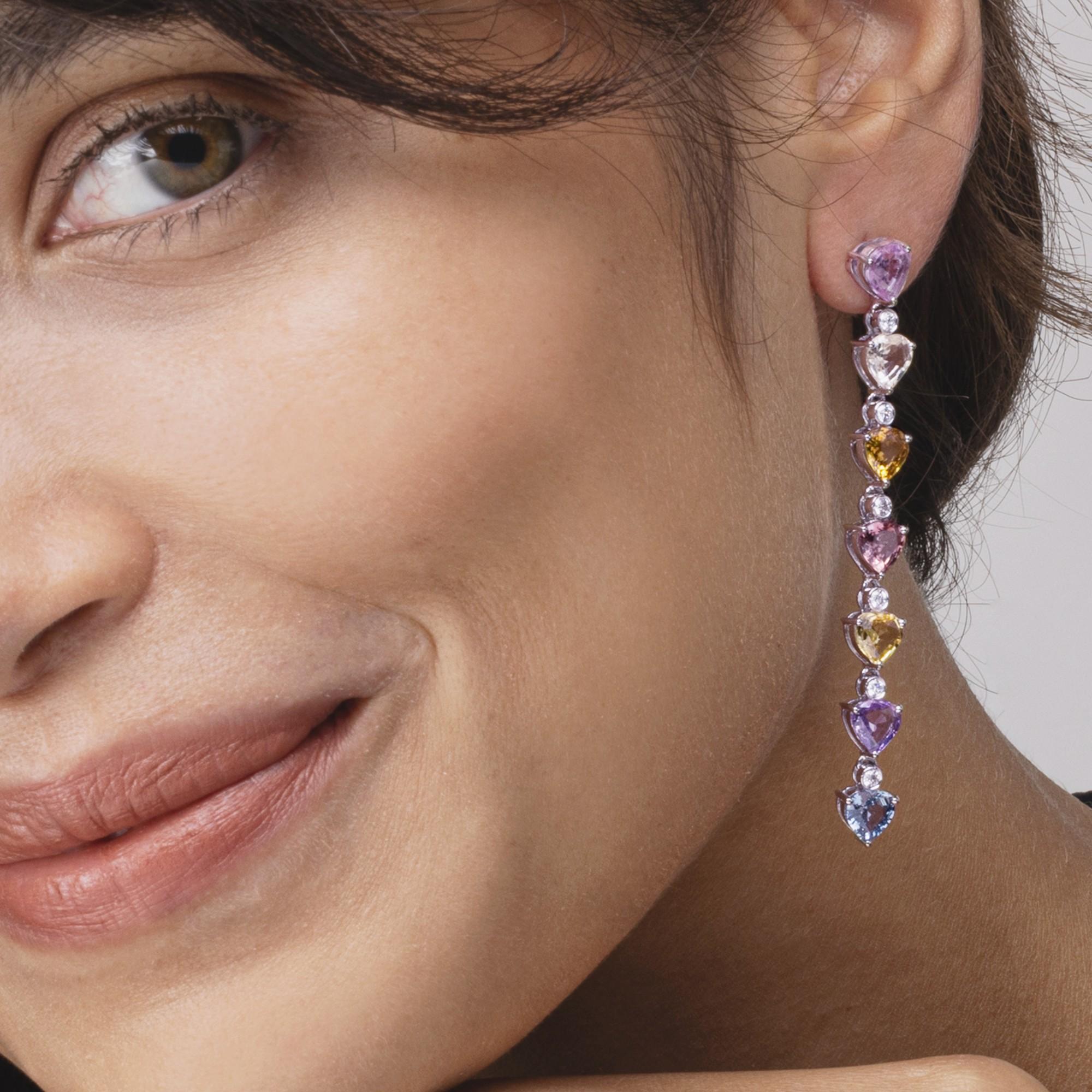 Alex Jona Tropfenohrringe aus 18 Karat Weißgold mit mehrfarbigem Saphir und weißem Diamant im Zustand „Neu“ im Angebot in Lugano, CH