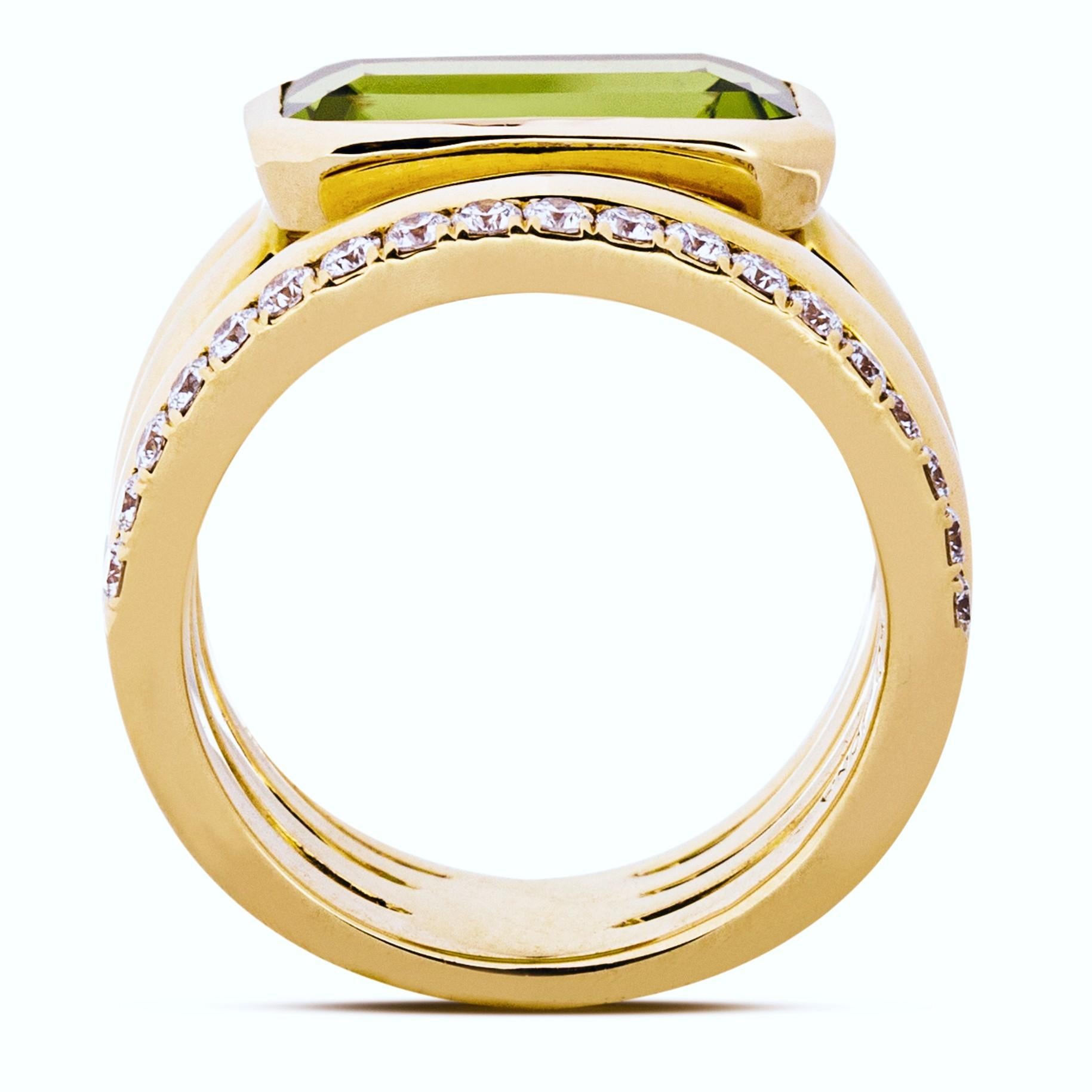 Alex Jona Peridot White Diamond 18 Karat Yellow Gold Band Ring For Sale 1