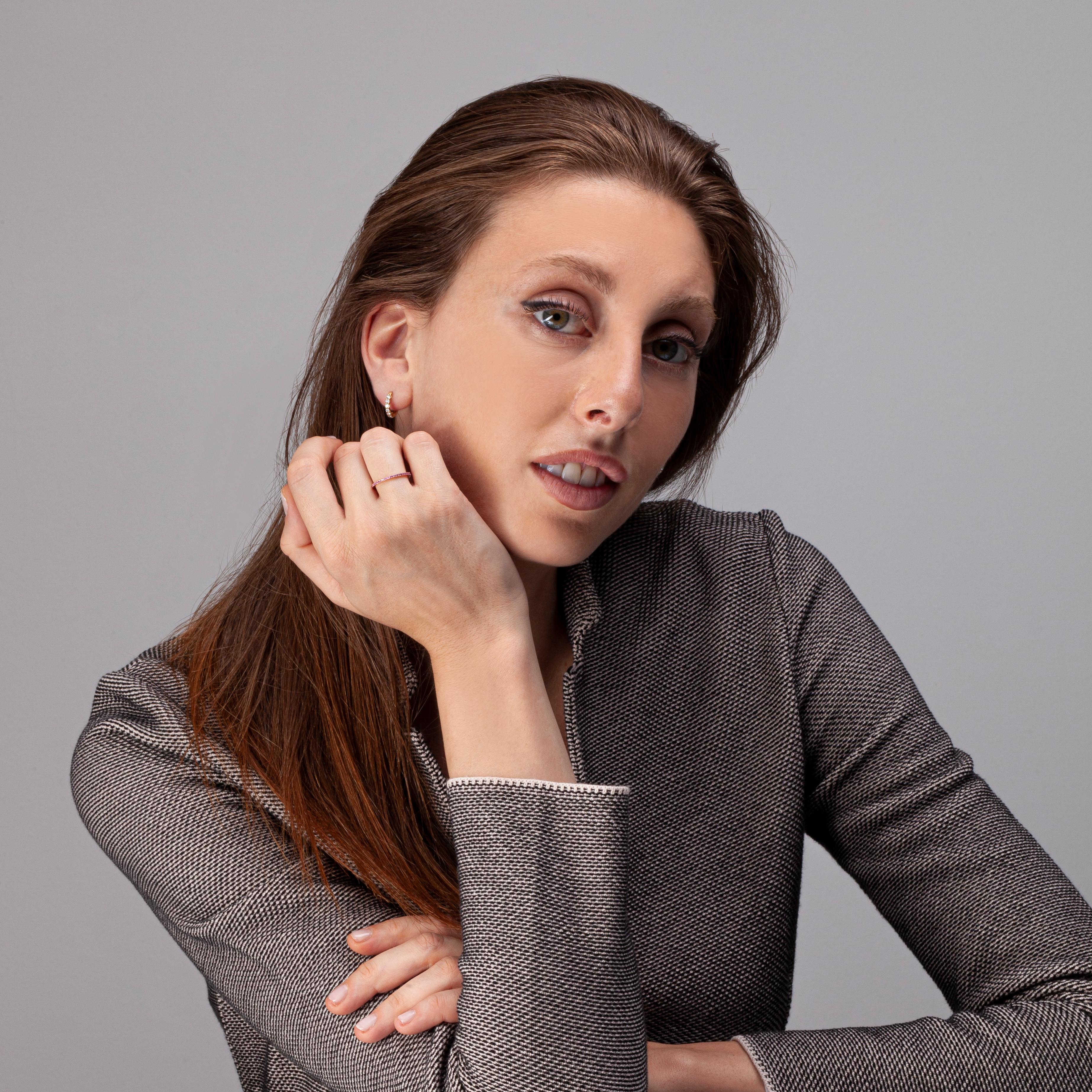 Alex Jona Design-Kollektion, handgefertigt in Italien, Ring aus 18 Karat Roségold, besetzt mit 52 rosa Saphiren mit einem Gesamtgewicht von 0,40 Karat. Ringgröße US. 6.2, kann auf Bestellung nach jeder Spezifikation hergestellt werden. Abmessungen: