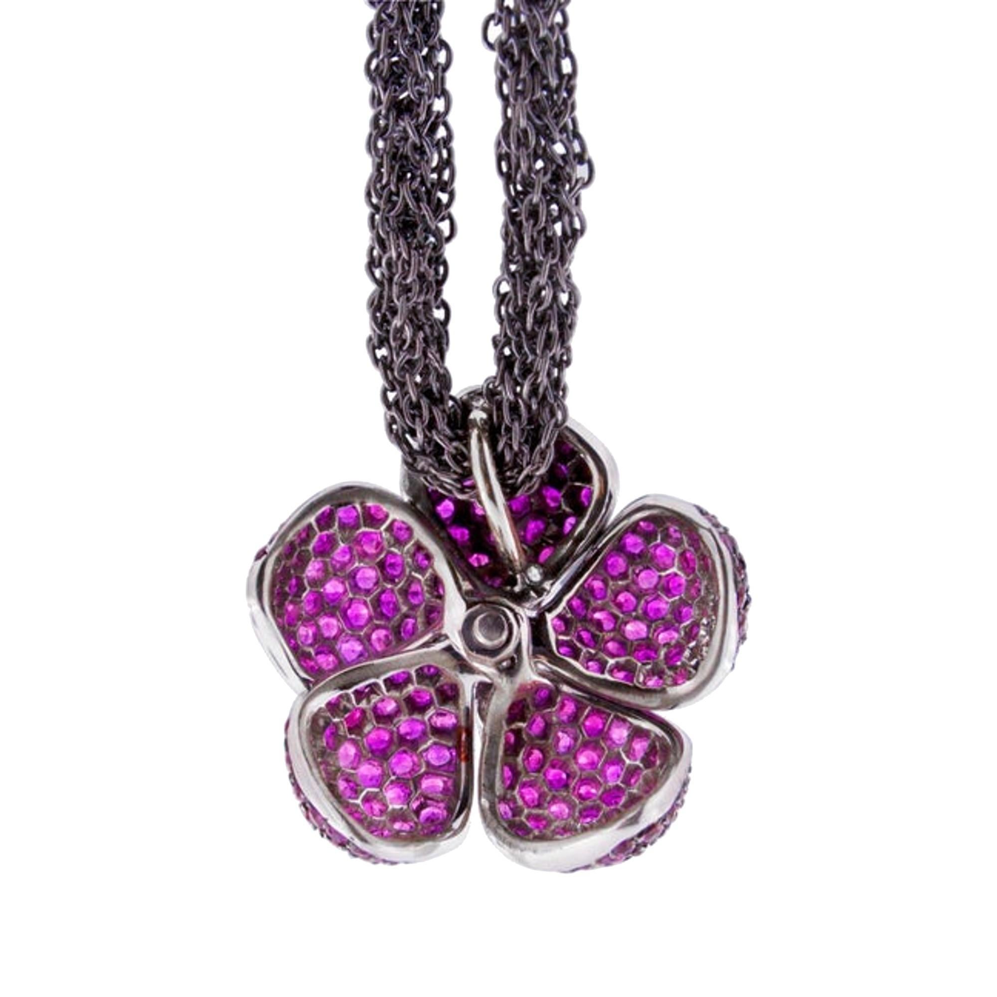 Alex Jona Ruby White Diam. 18Karat Gold Flower Pendant on Silver Chain Necklace In New Condition For Sale In Torino, IT