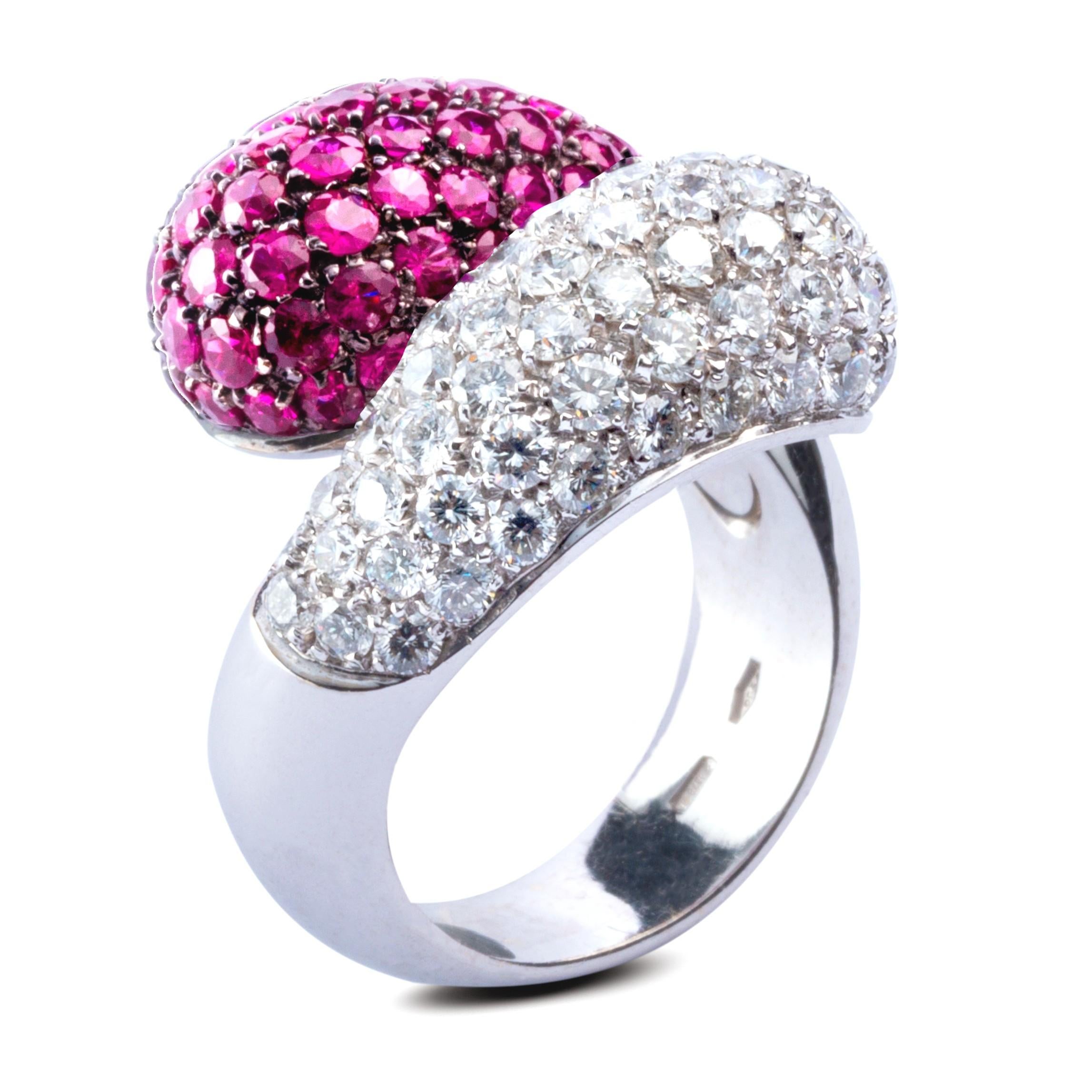 Alex Jona Ruby White Diamond 18 Karat White Gold Crossover Dome Cocktail Ring In New Condition For Sale In Torino, IT
