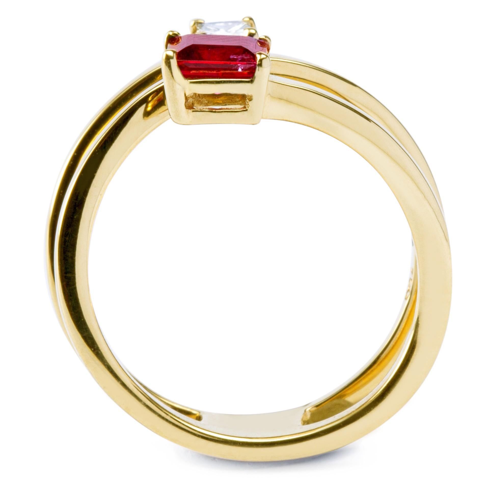 Alex Jona Ruby White Diamond 18 Karat Yellow Gold Crossover Ring Band In New Condition For Sale In Torino, IT