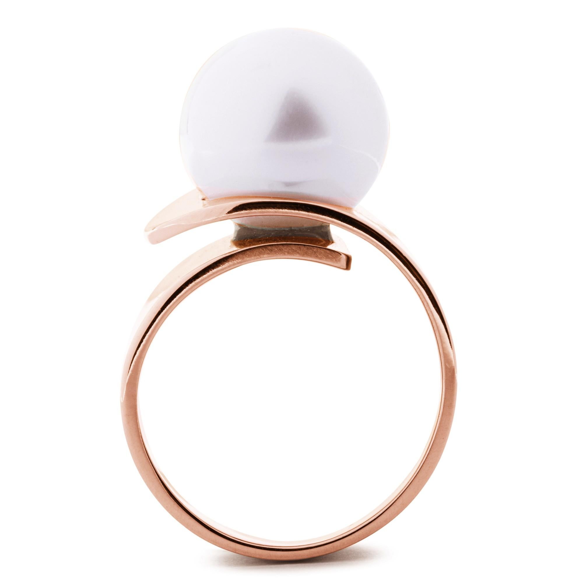 Alex Jona South Sea Pearl 18 Karat Rose Gold overlapping Band Ring For Sale 1