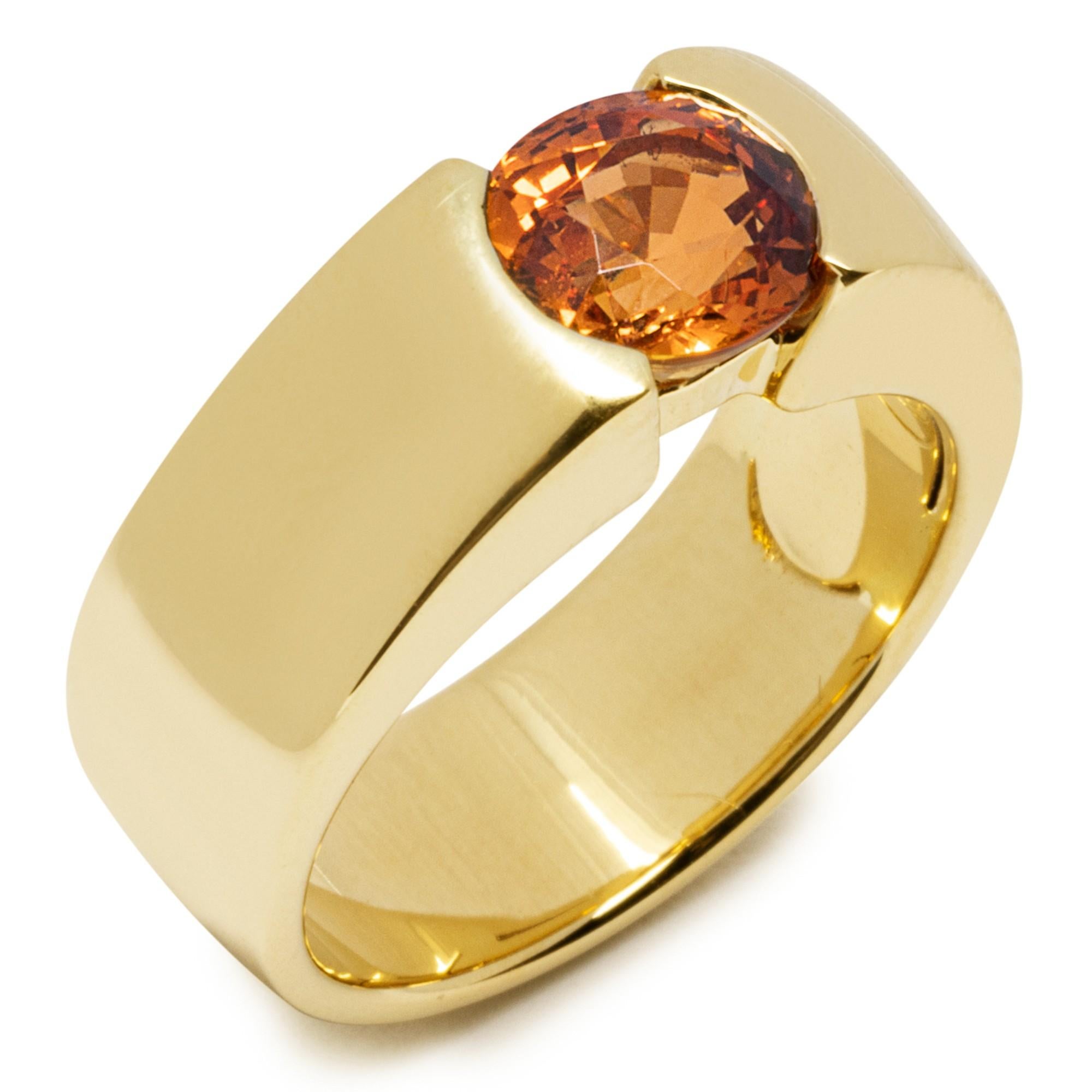 Oval Cut Alex Jona Spessartite Garnet 18 Karat Yellow Gold Band Ring For Sale