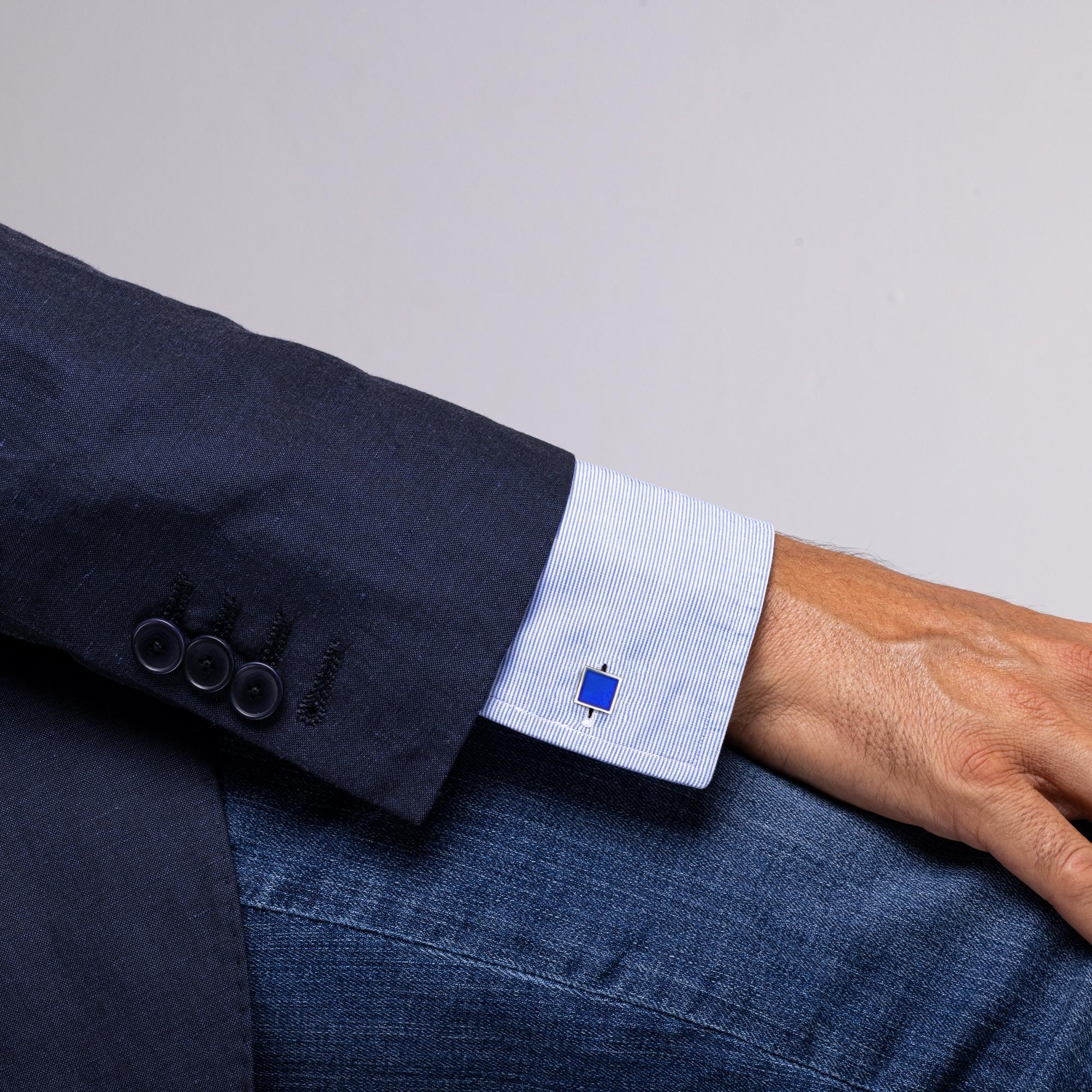 Alex Jona design collection, hand crafted in Italy, Sterling silver blue enamel cufflinks.
Alex Jona cufflinks stand out, not only for their special design and for the excellent quality, but also for the careful attention given to details during all