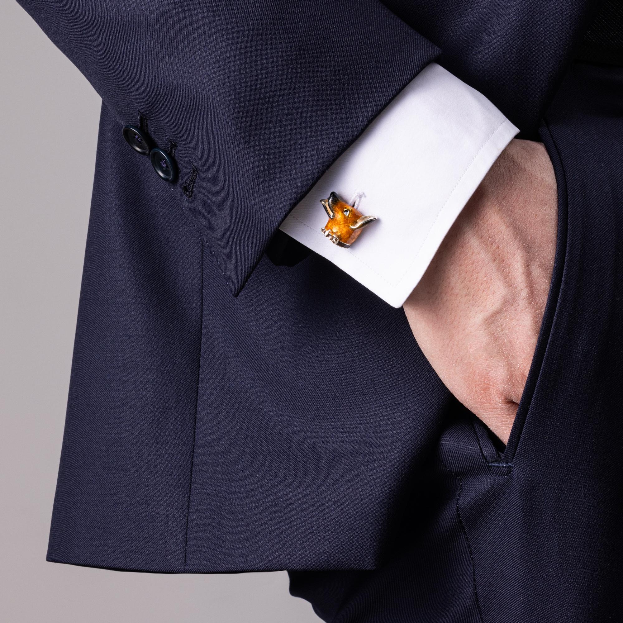 Alex Jona design collection, hand crafted in Italy, sterling silver cufflinks with enamel. 
Dimension : H 0.71 in  X W 0.76 in 

Alex Jona cufflinks stand out, not only for their special design and for the excellent quality, but also for the careful