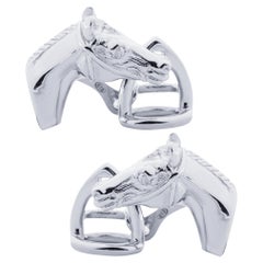 Gemelli da polso equestri con testa di cavallo e staffa di Alex Jona in argento sterling