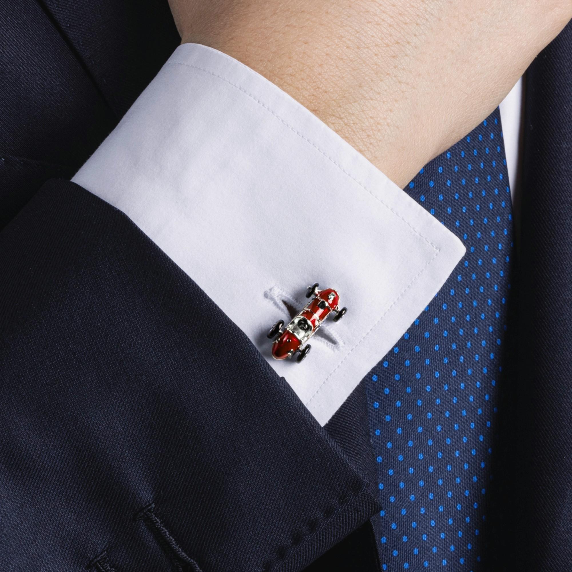 Colección de diseño Alex Jona, hecha a mano en Italia, gemelos de plata de ley rodiada con esmalte rojo. Marcado 