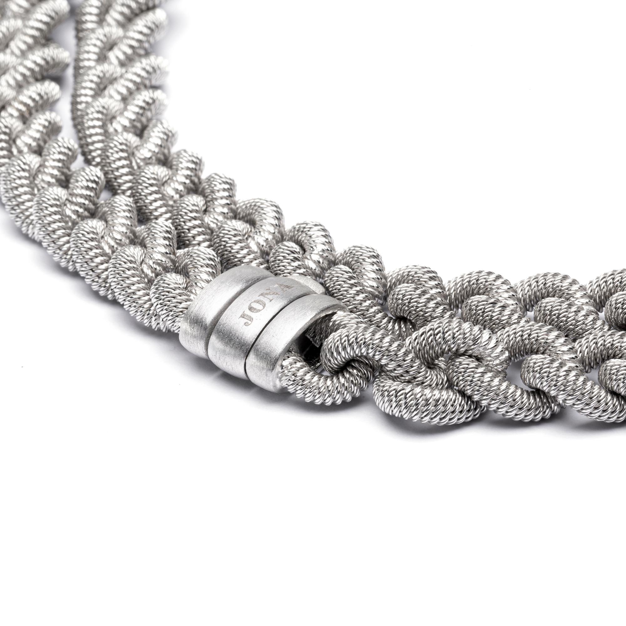 Lange Halskette aus Sterlingsilber mit gedrehtem Draht und Kurbelgliedern von Jona im Angebot 2