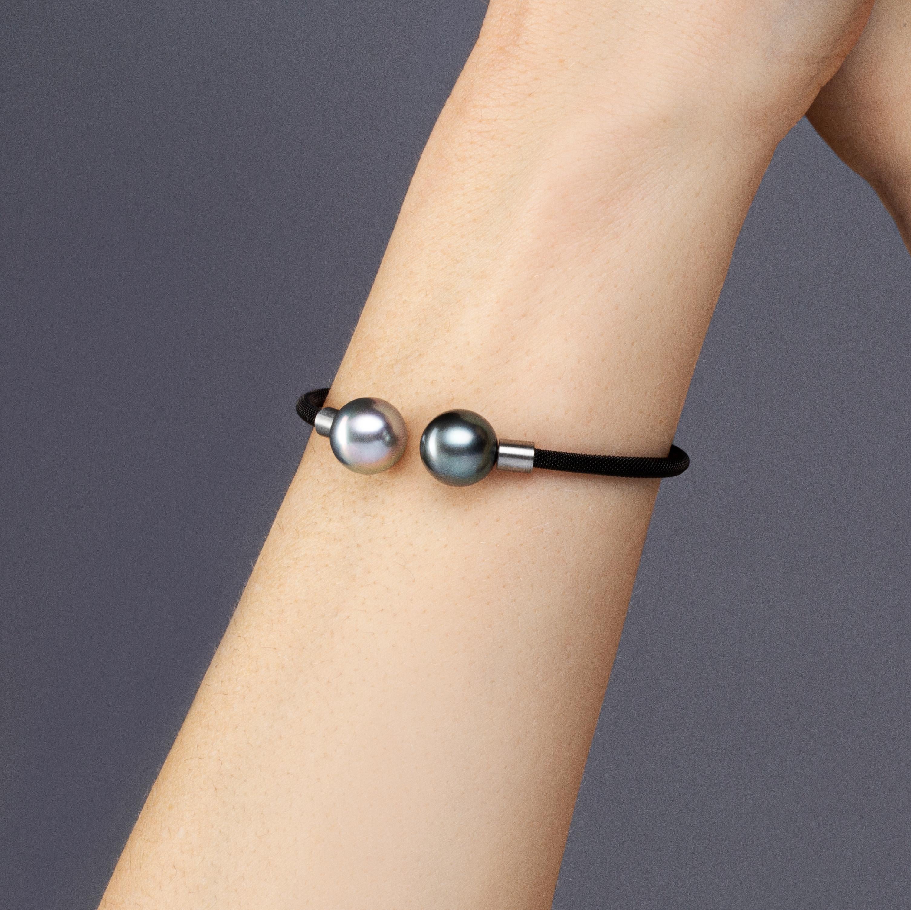 Bracciale in acciaio inossidabile con perle nere e grigie di Tahiti Alex Jona In condizioni Nuovo in vendita a Lugano, CH
