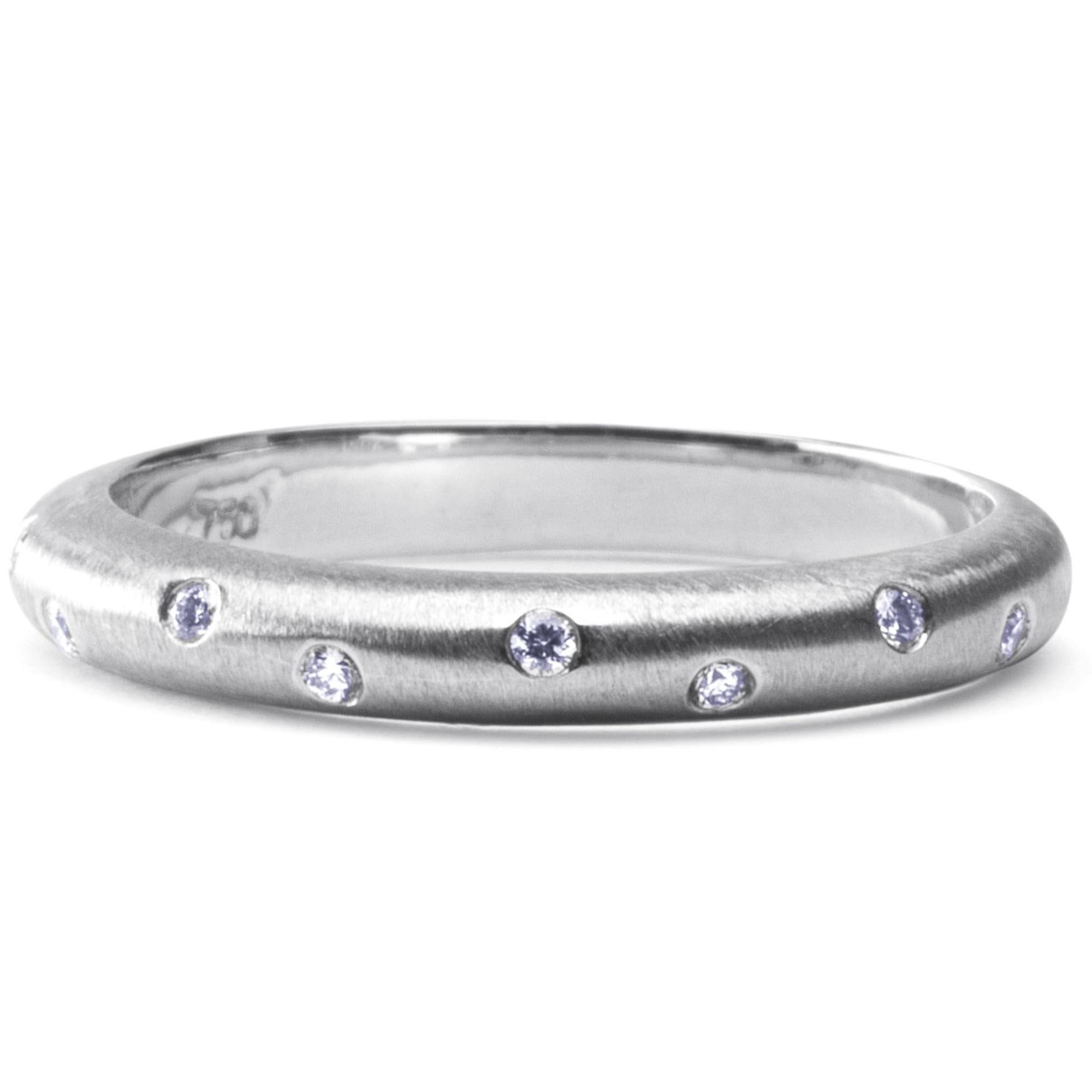 Alex Jona White Diamond 18 Karat Brushed White Gold Band Ring In New Condition For Sale In Torino, IT