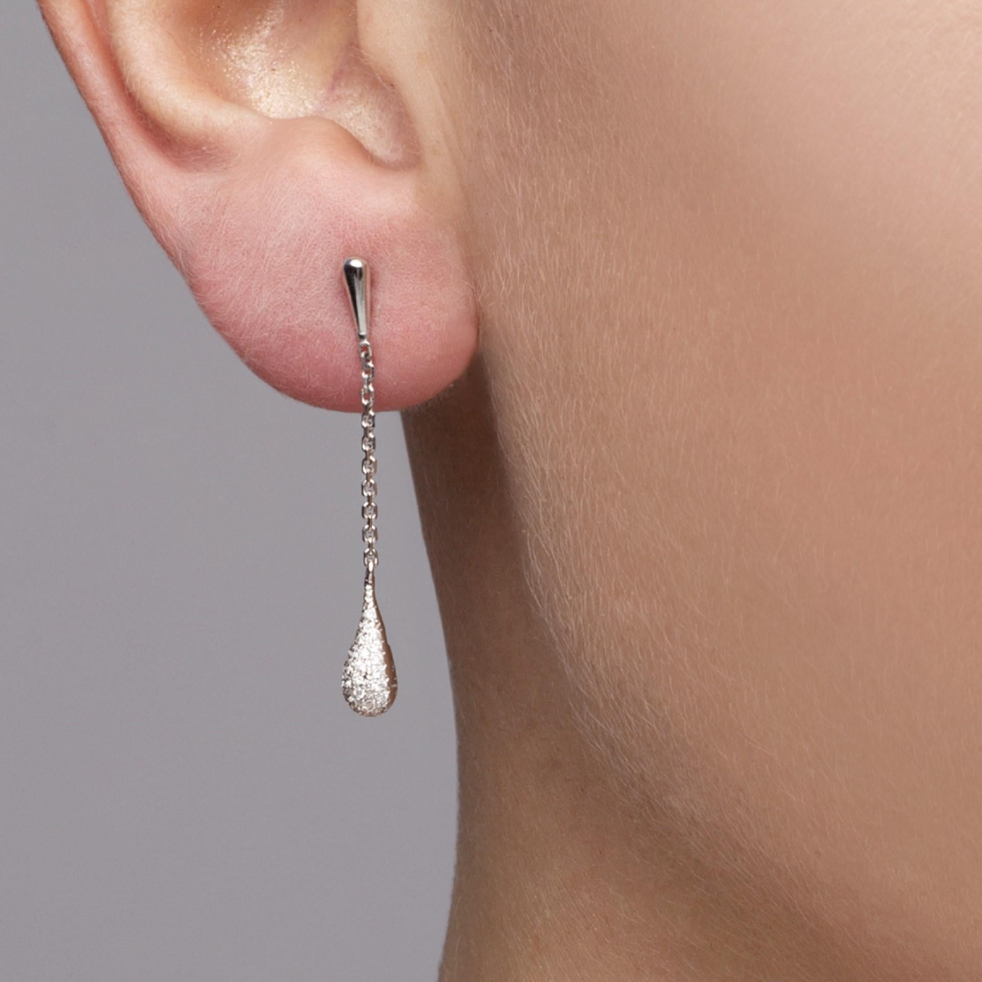 Alex Jona White Diamond 18 Karat White Gold Drop Earrings In New Condition For Sale In Torino, IT