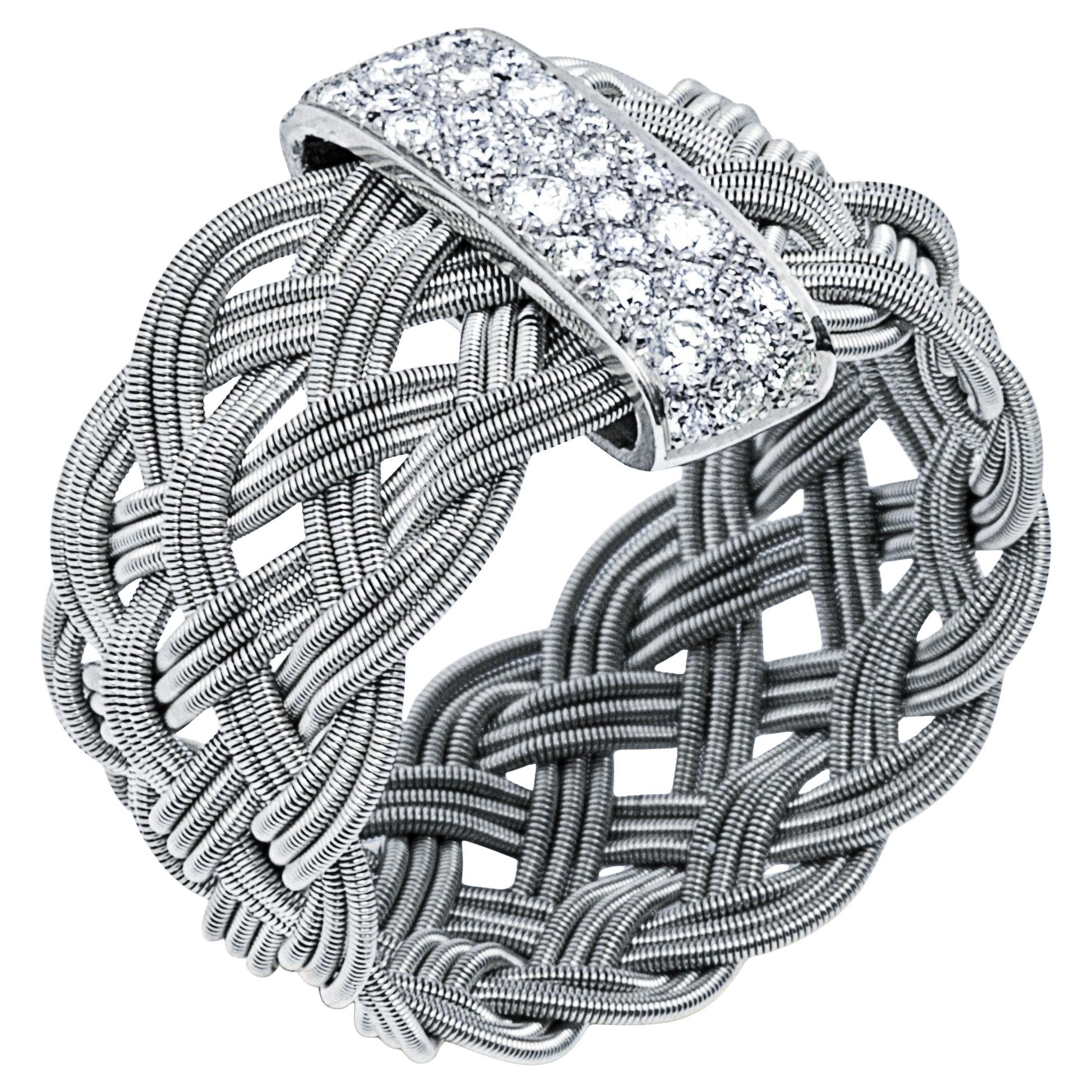 Alex Jona Weißer Diamant 18 Karat Weißgold Filigraner Zopf Ring Band im Angebot