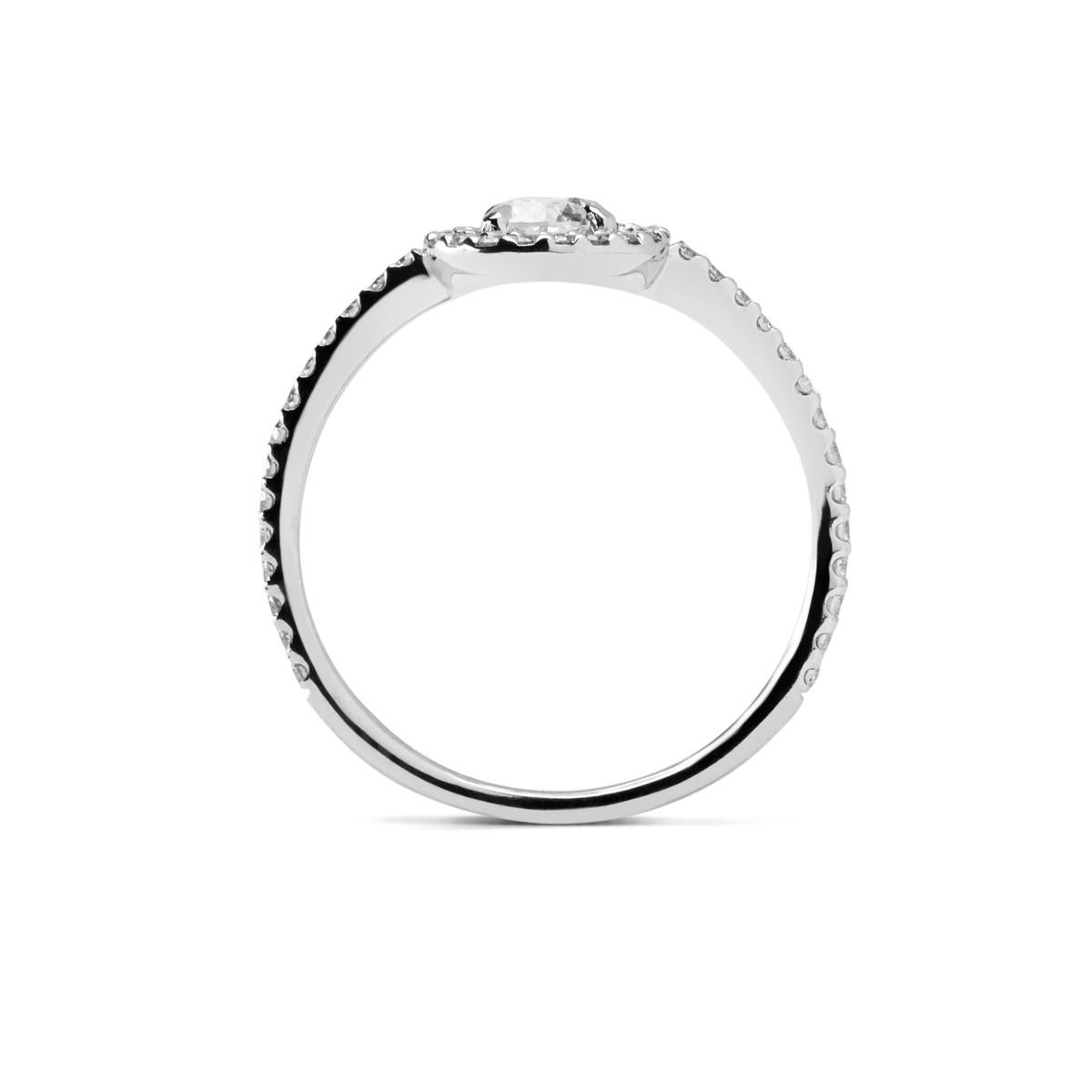 Alex Jona White Diamond 18 Karat White Gold Halo Ring In New Condition For Sale In Lugano, CH