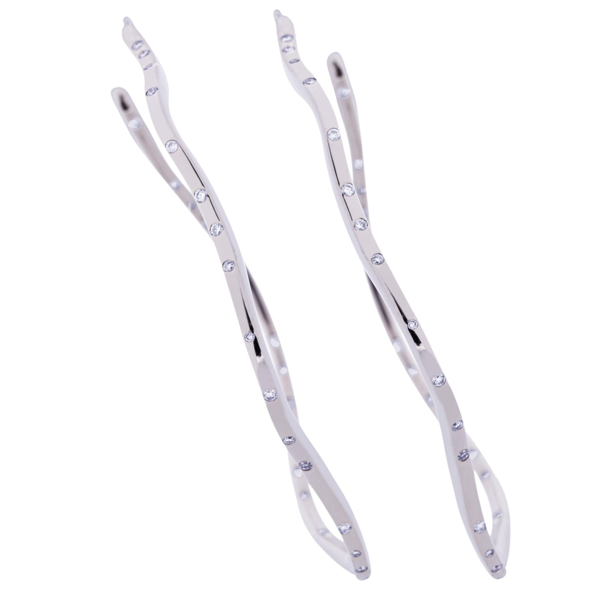 Alex Jona, boucles d'oreilles en or blanc 18 carats avec diamants blancs