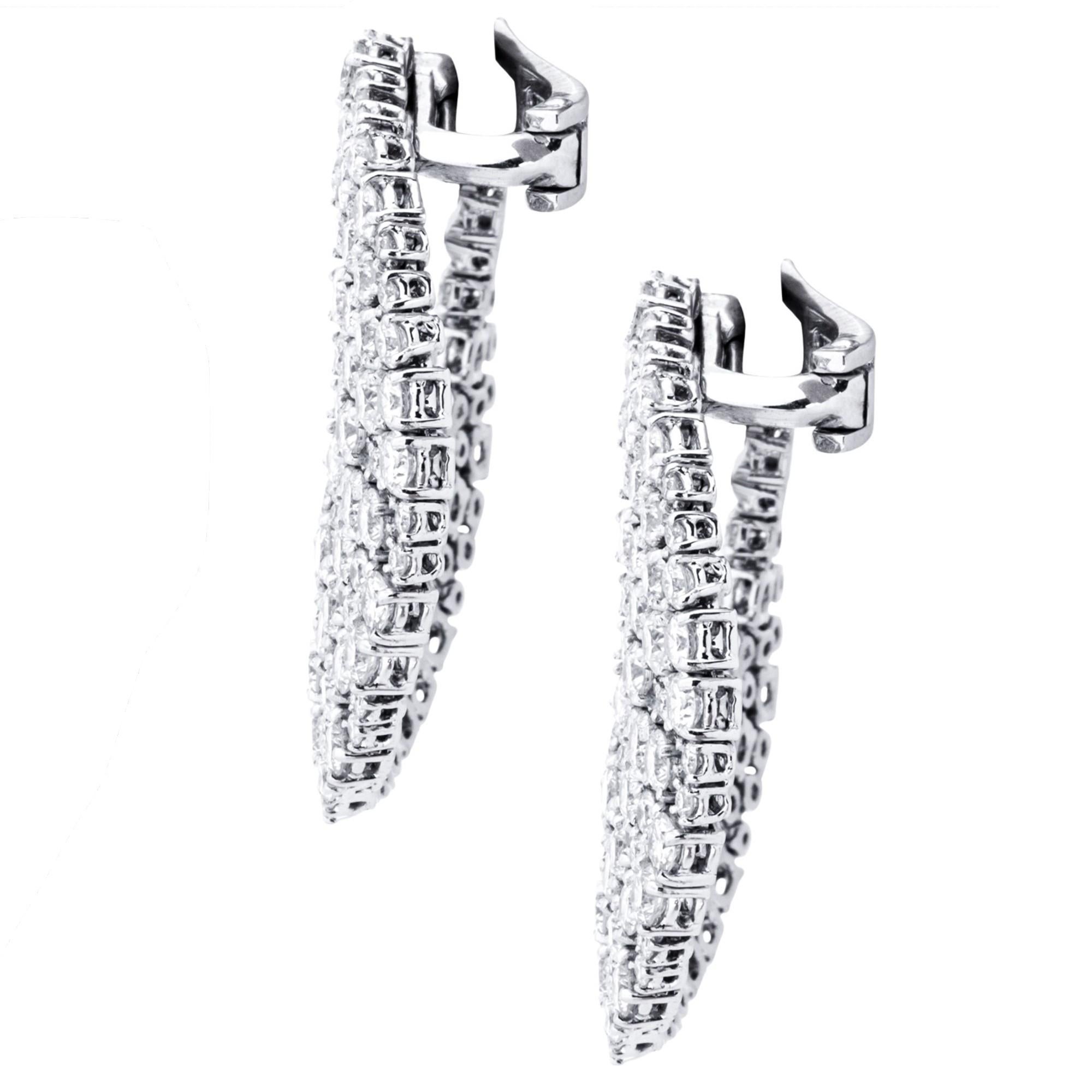 Alex Jona White Diamond 18 Karat White Gold Swirl Clip-on Earrings In New Condition For Sale In Torino, IT