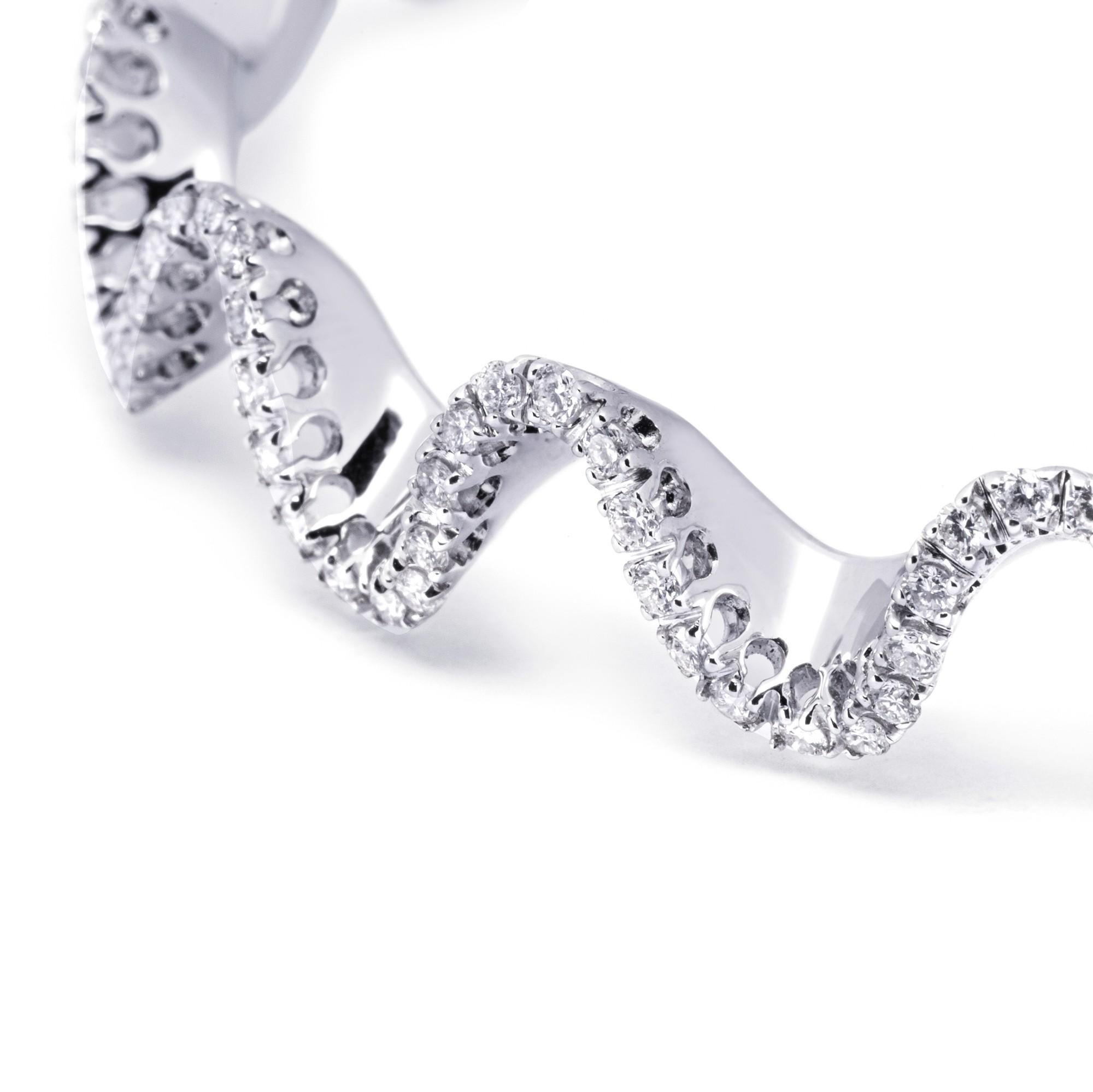 Alex Jona White Diamond 18 Karat White Gold Wave Bangle Bracelet For Sale 1