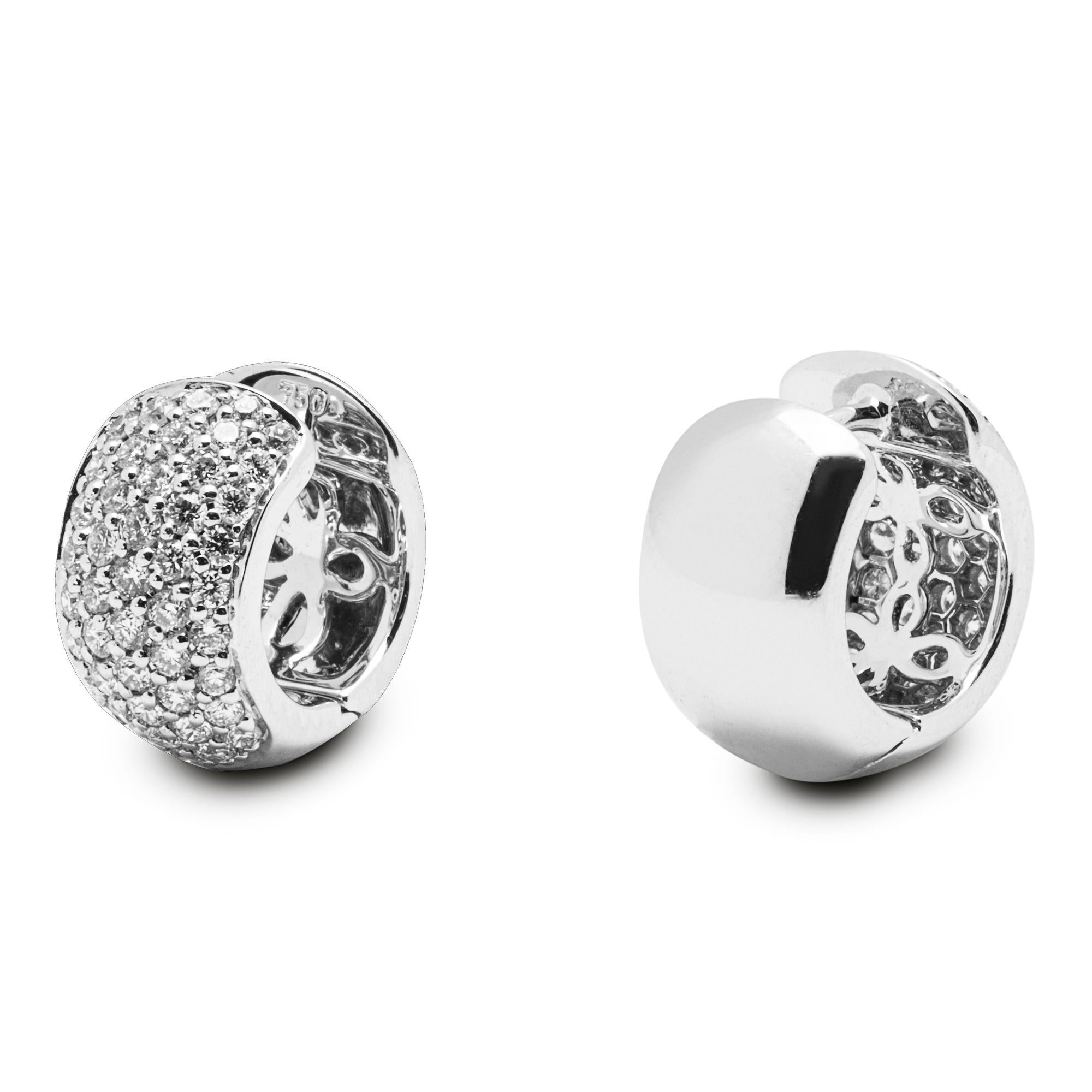 Alex Jona Weißer Diamant Pavé 18 Karat Weißgold Großer Creolenring (Rundschliff) im Angebot