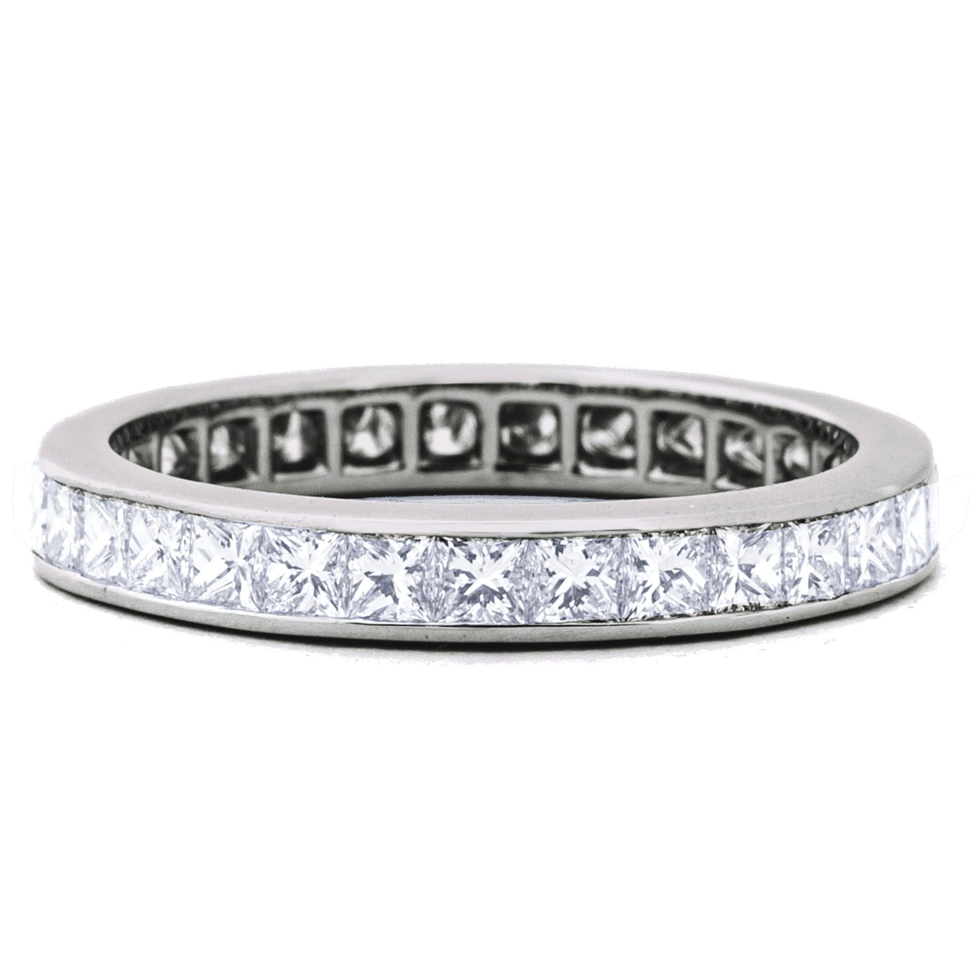 Eternity-Ring aus Platin mit weißem Diamanten von Alex Jona im Zustand „Neu“ im Angebot in Torino, IT