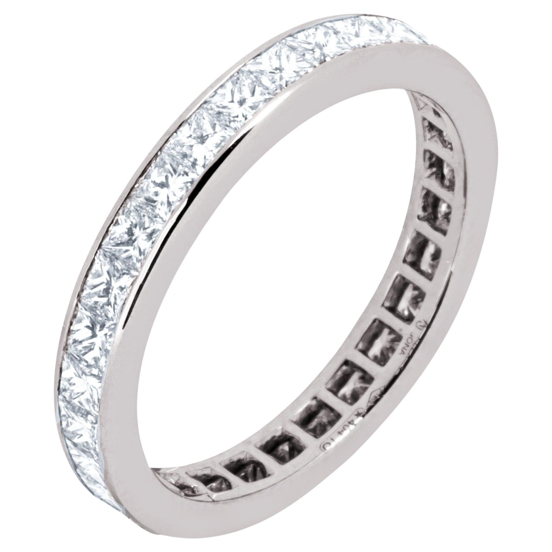 Eternity-Ring aus Platin mit weißem Diamanten von Alex Jona